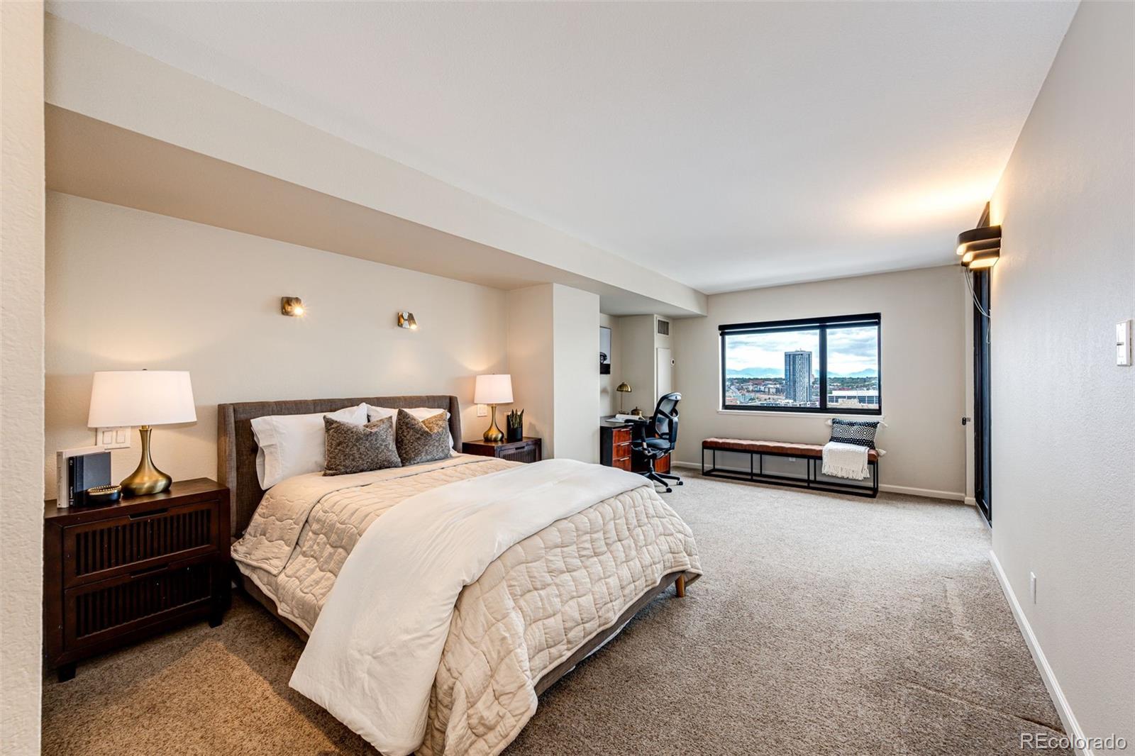 MLS Image #10 for 1551  larimer street 1702,denver, Colorado