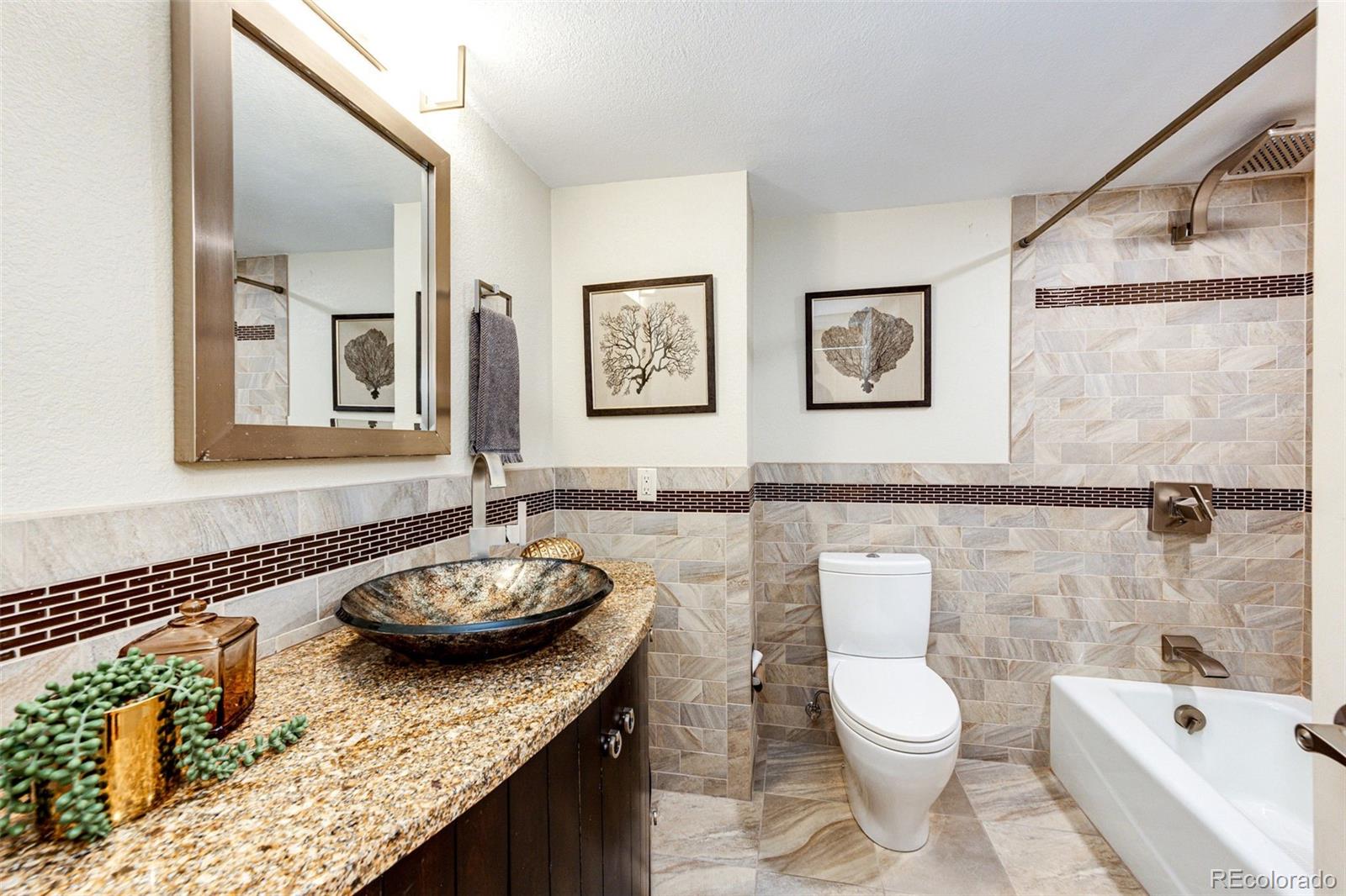 MLS Image #20 for 1551  larimer street 1702,denver, Colorado