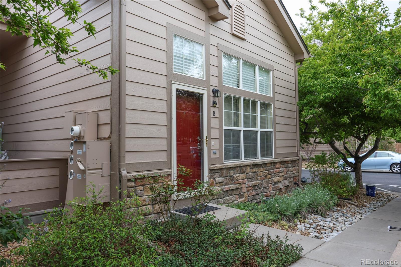 MLS Image #2 for 14302 e napa place,aurora, Colorado