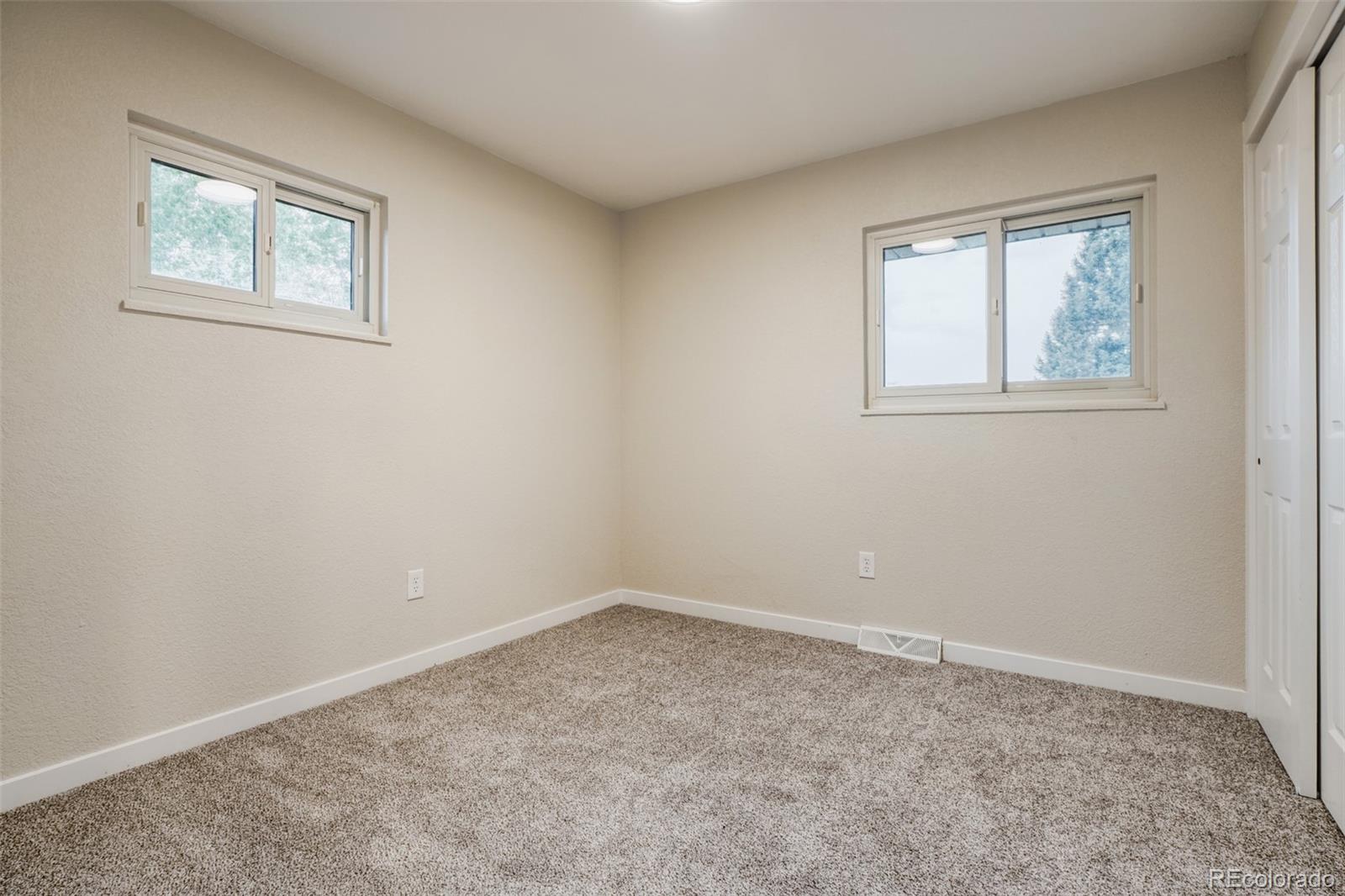 MLS Image #16 for 2123 s olathe street,aurora, Colorado