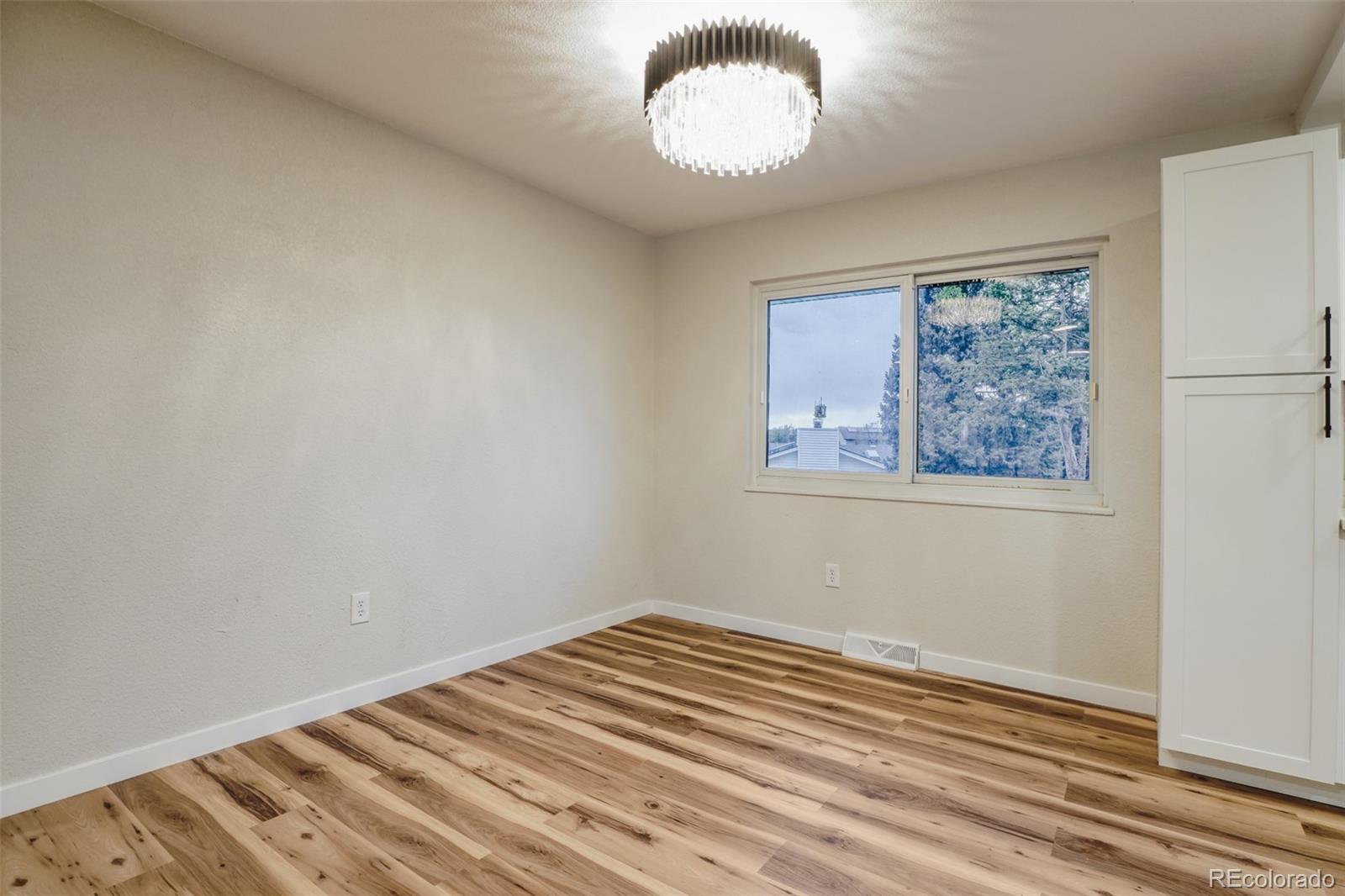 MLS Image #18 for 2123 s olathe street,aurora, Colorado