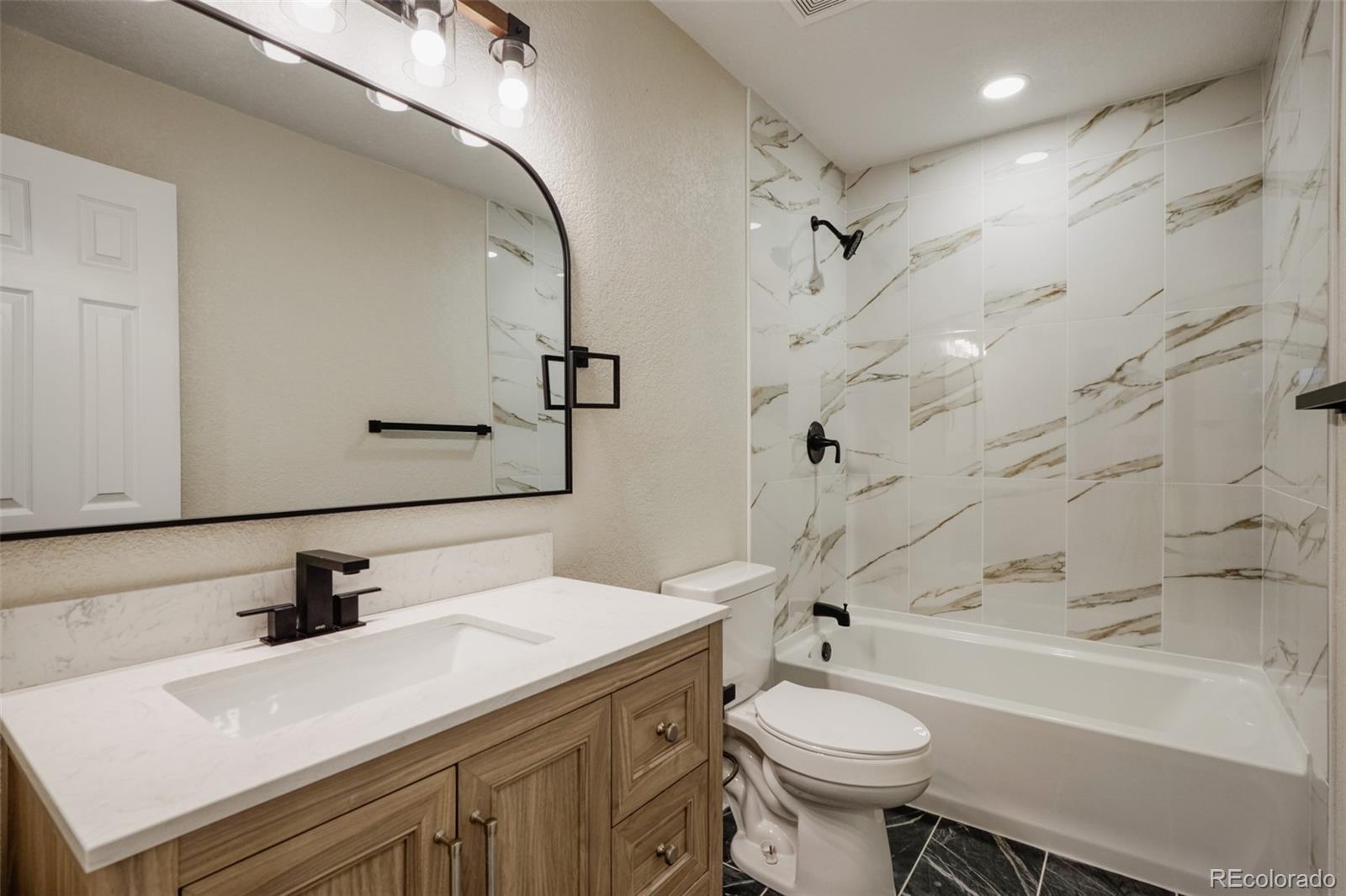 MLS Image #22 for 2123 s olathe street,aurora, Colorado