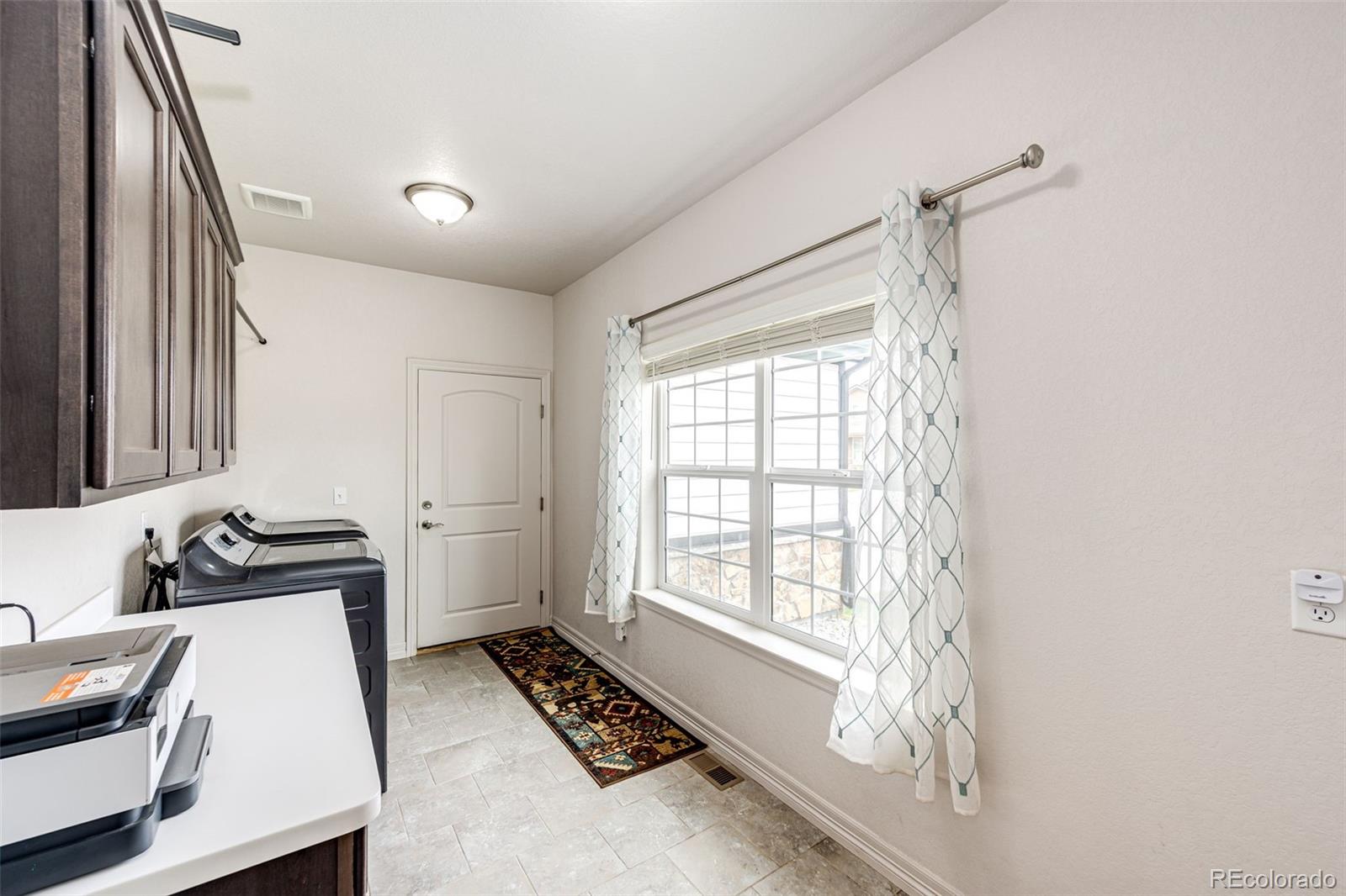 MLS Image #11 for 56248 e 22nd place,strasburg, Colorado