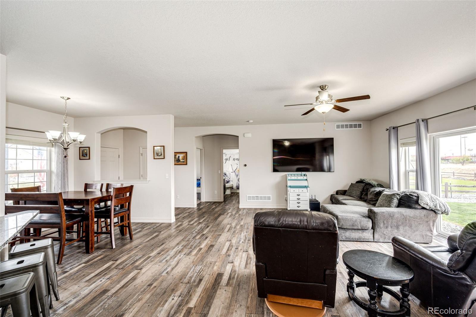 MLS Image #6 for 56248 e 22nd place,strasburg, Colorado
