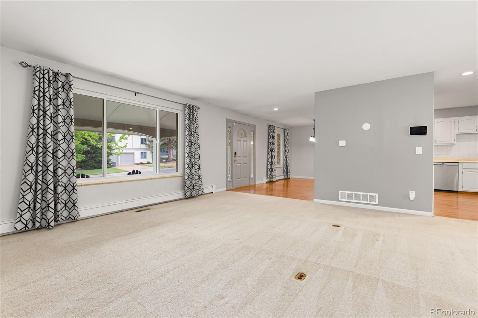 MLS Image #11 for 2622 s brentwood court,lakewood, Colorado