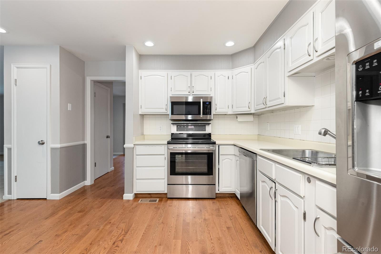 MLS Image #17 for 2622 s brentwood court,lakewood, Colorado