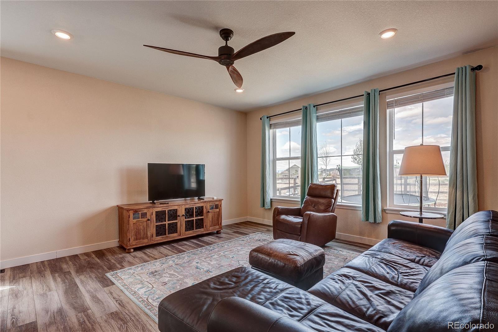 MLS Image #14 for 5217  inland avenue,firestone, Colorado