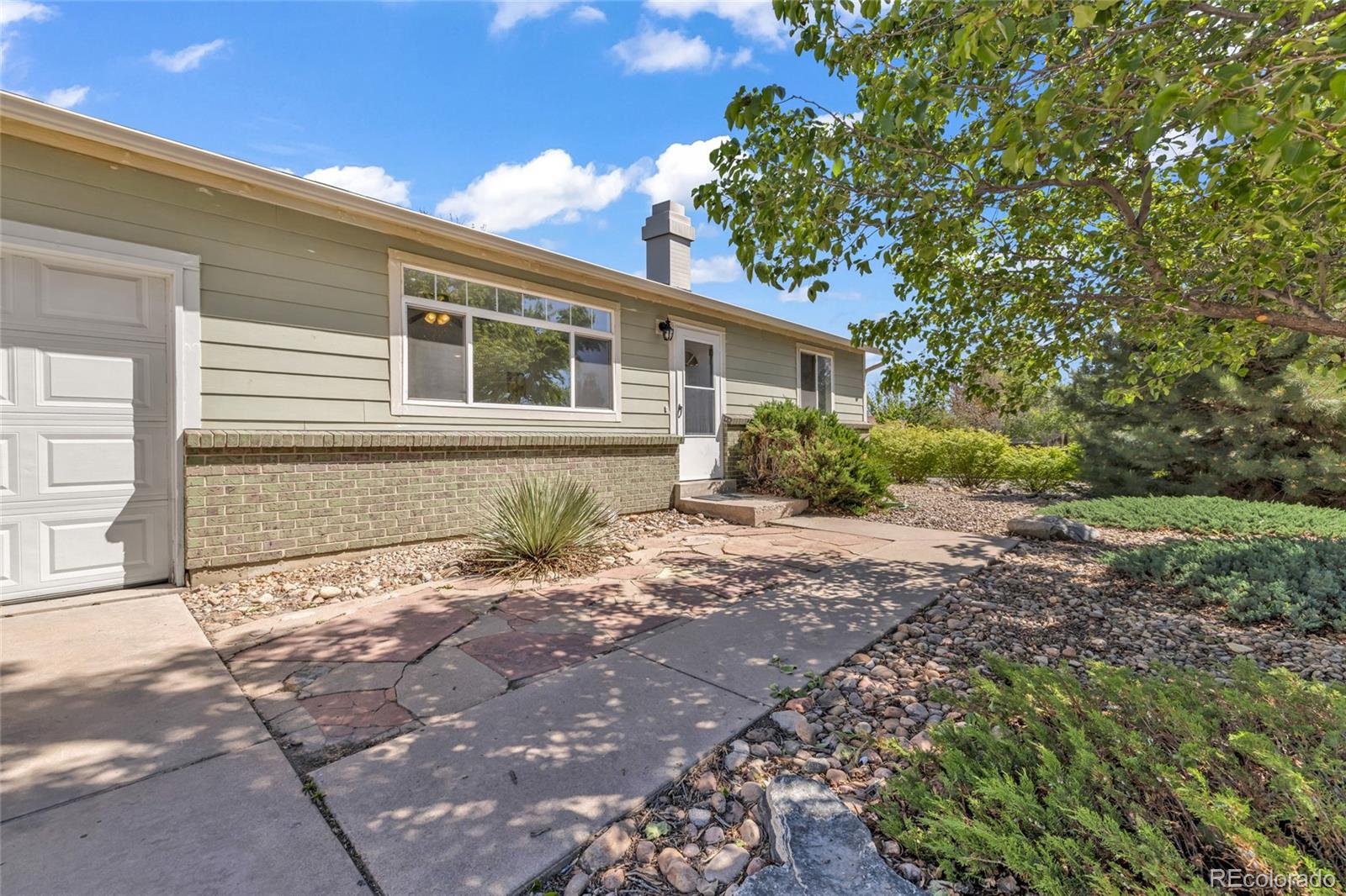 MLS Image #3 for 15949 e brunswick drive,aurora, Colorado