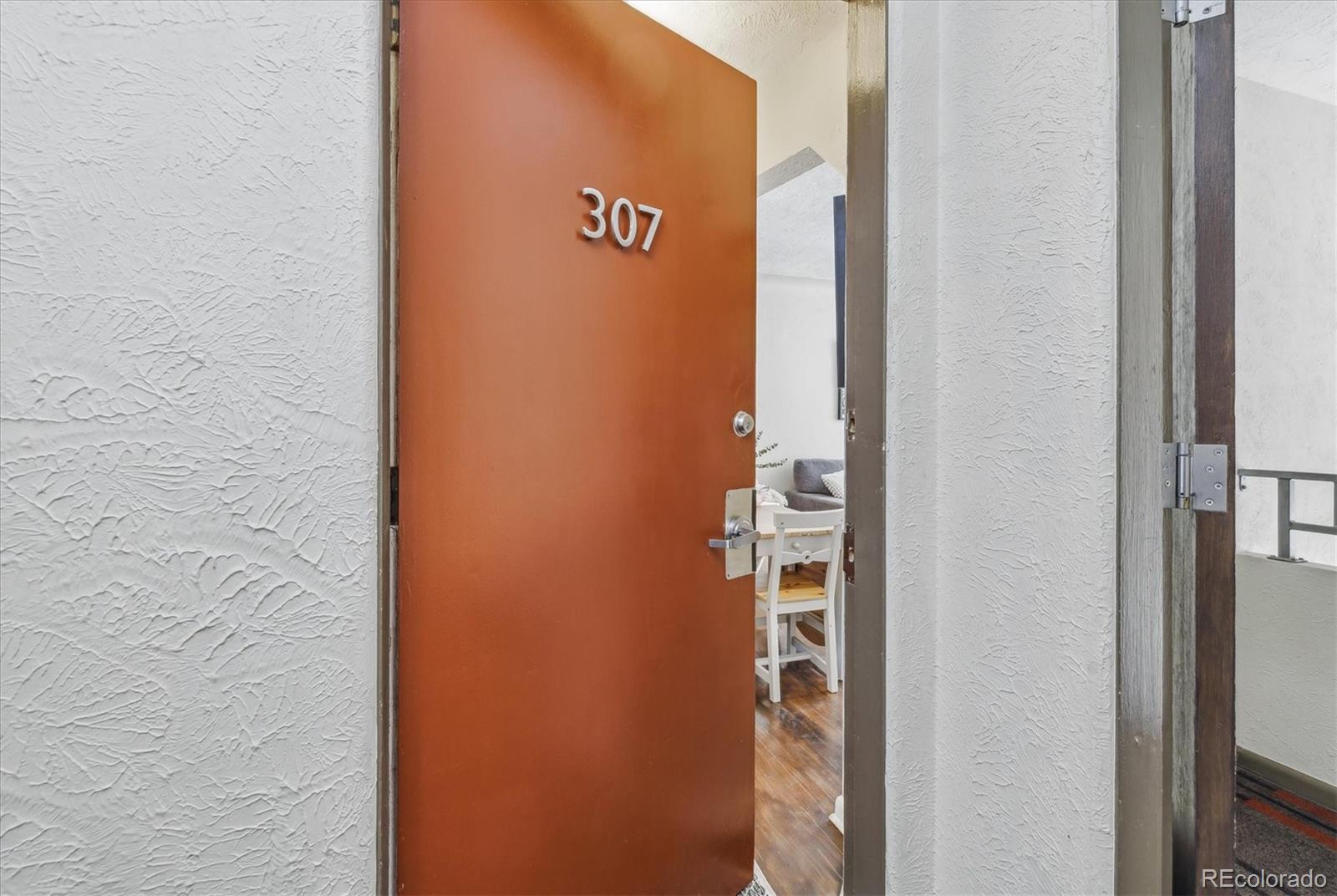 MLS Image #12 for 1130 n pennsylvania street,denver, Colorado