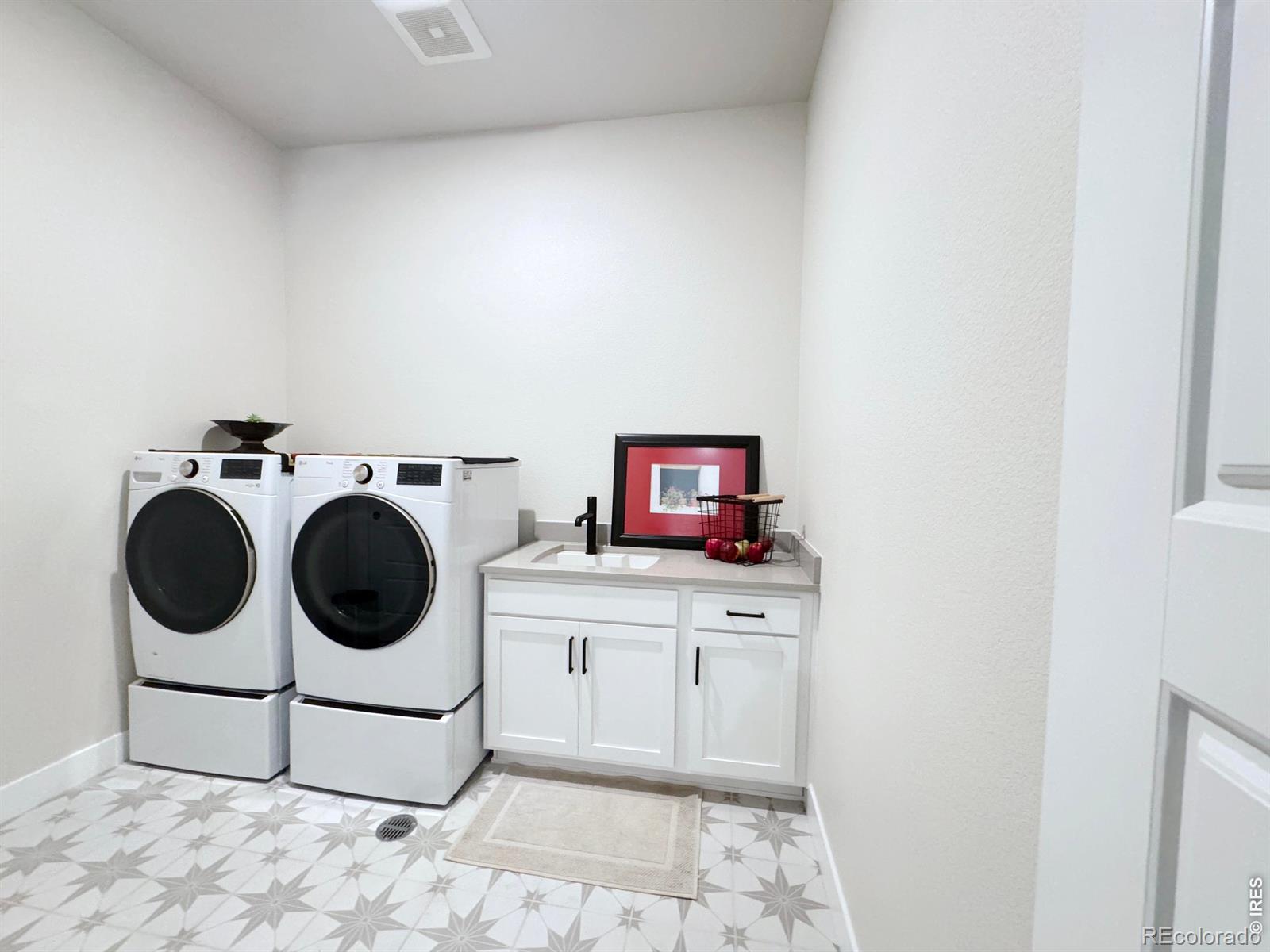 MLS Image #19 for 1727  barefoot drive,windsor, Colorado