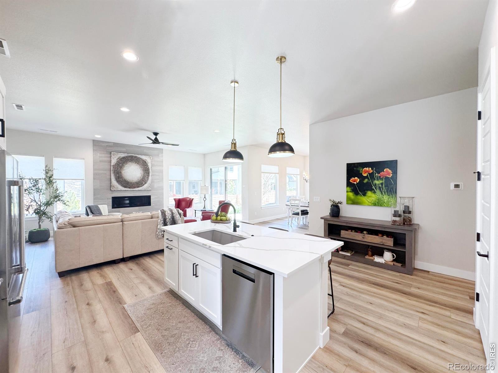 MLS Image #4 for 1727  barefoot drive,windsor, Colorado