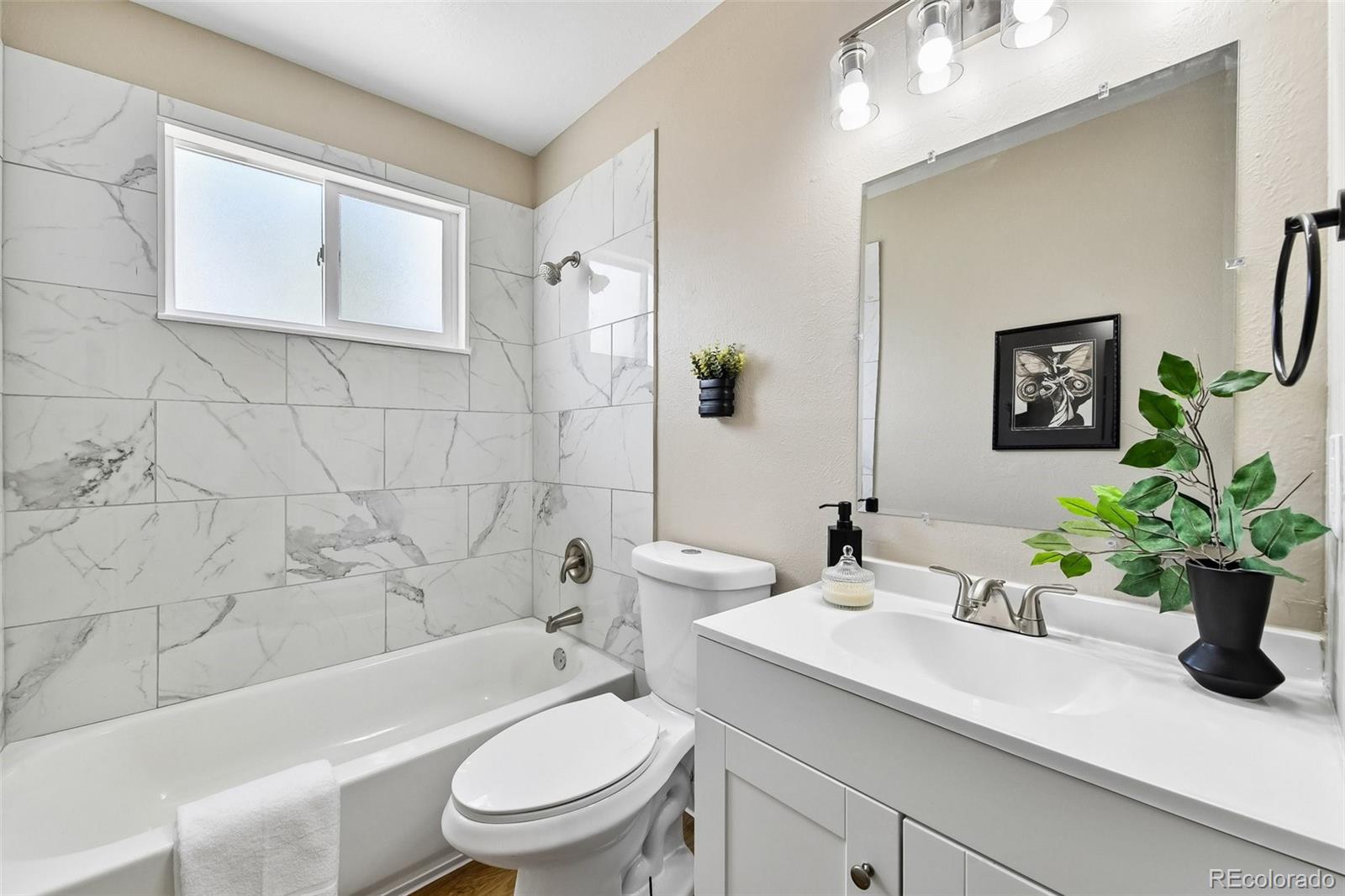 MLS Image #15 for 3968 s truckee street,aurora, Colorado