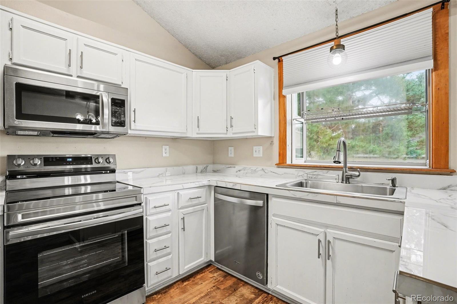 MLS Image #6 for 4245  bluejay court,colorado springs, Colorado