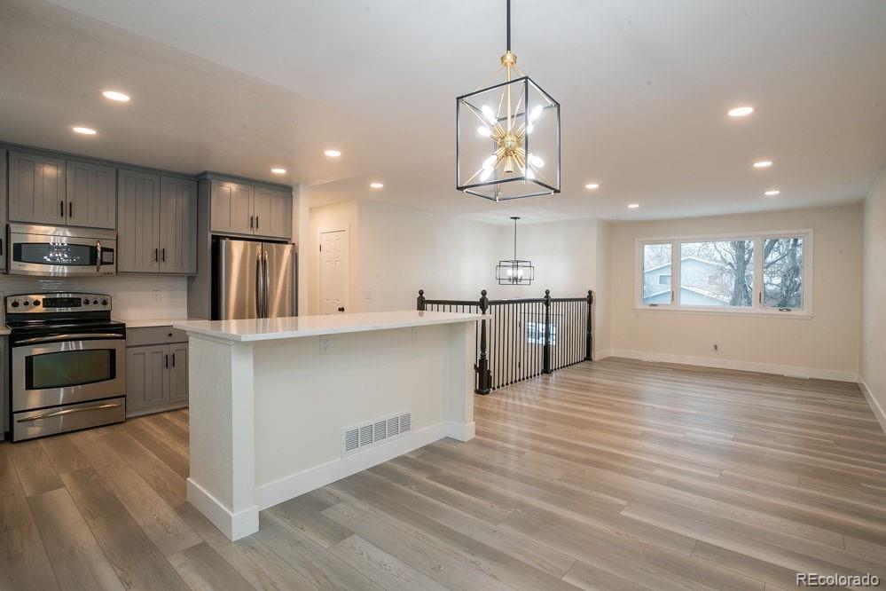 MLS Image #3 for 2308 s lima street,aurora, Colorado