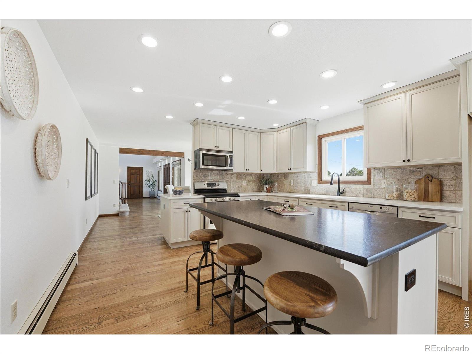 MLS Image #11 for 13501  lowell boulevard,broomfield, Colorado