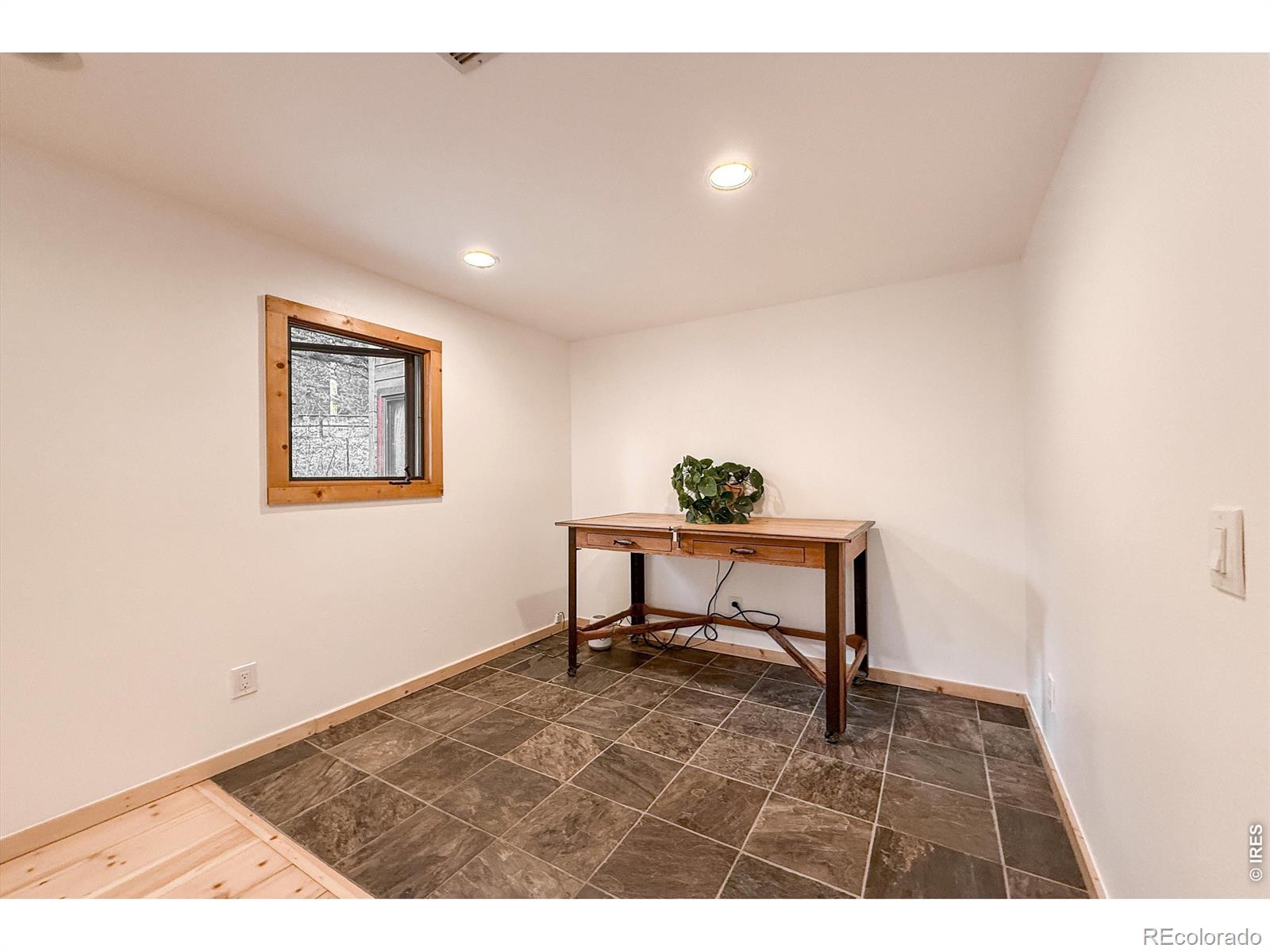 MLS Image #18 for 34  cedar drive,lyons, Colorado