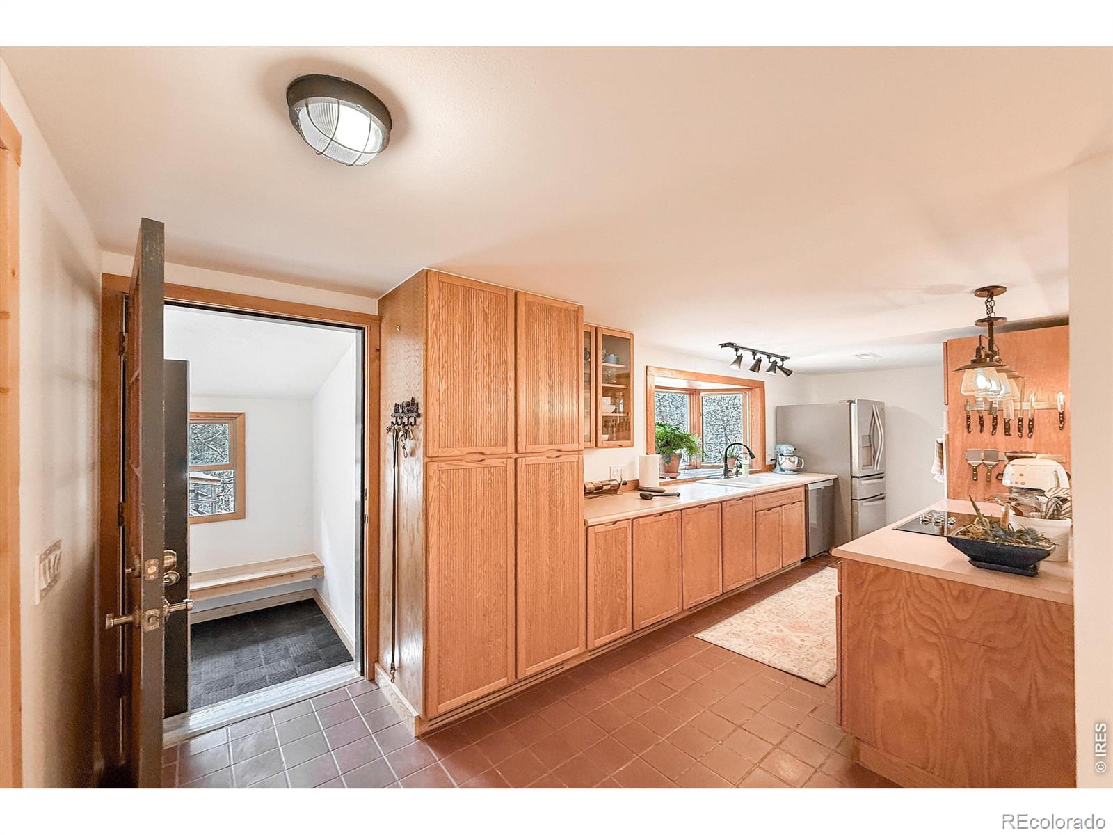 MLS Image #9 for 34  cedar drive,lyons, Colorado