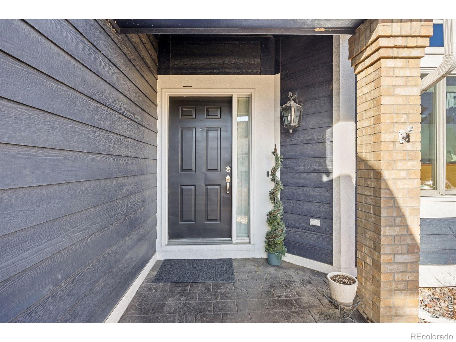 MLS Image #2 for 387  oak lane,broomfield, Colorado