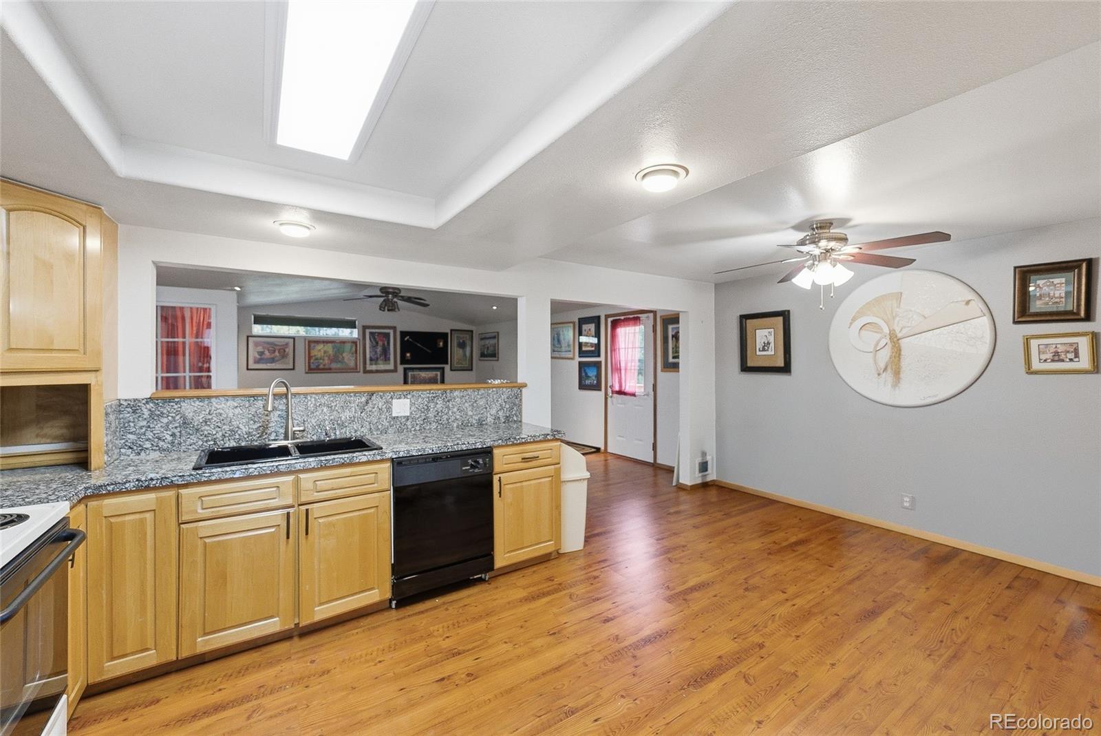 MLS Image #6 for 12973 e elgin place,denver, Colorado