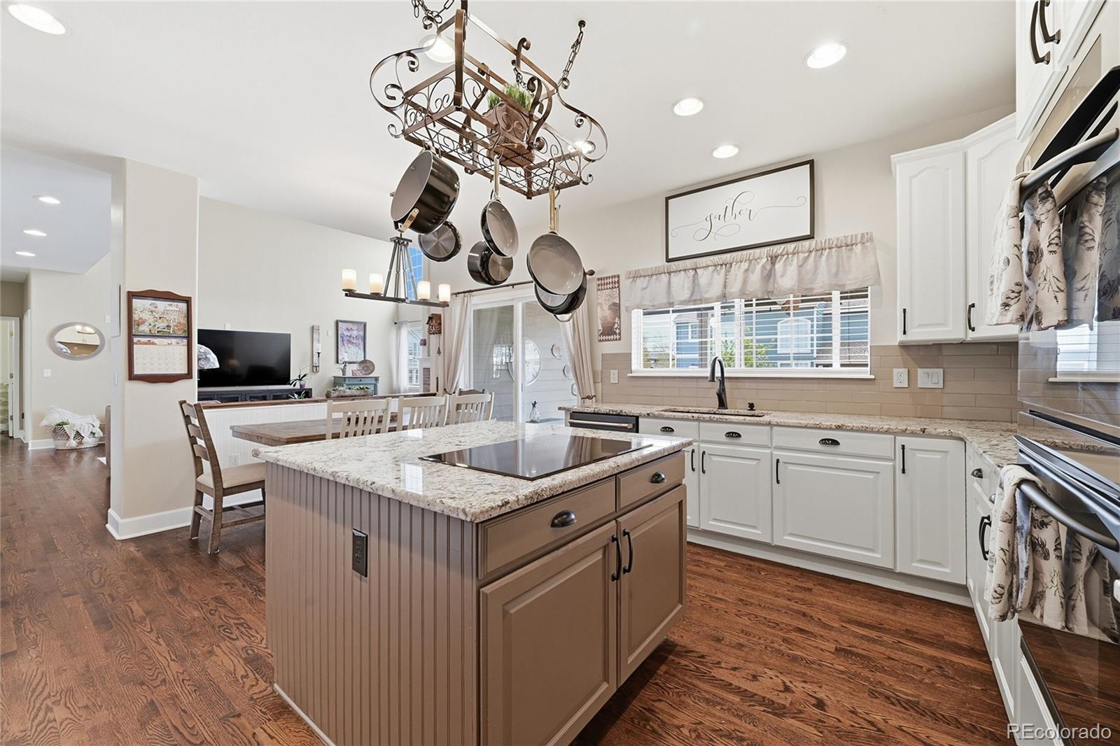 MLS Image #19 for 5984 e monument drive,castle rock, Colorado