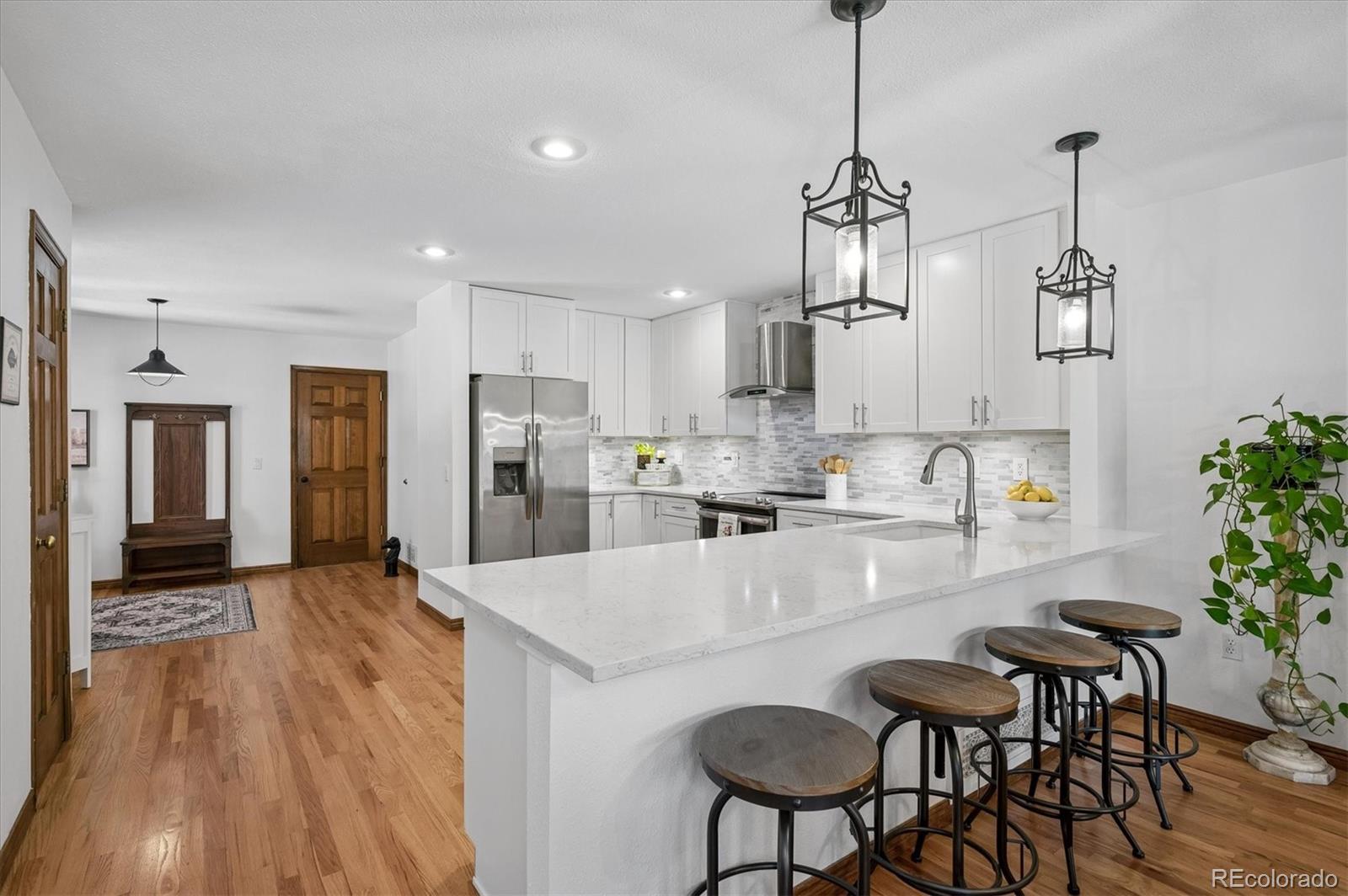 MLS Image #5 for 5403  coyote canyon way,morrison, Colorado