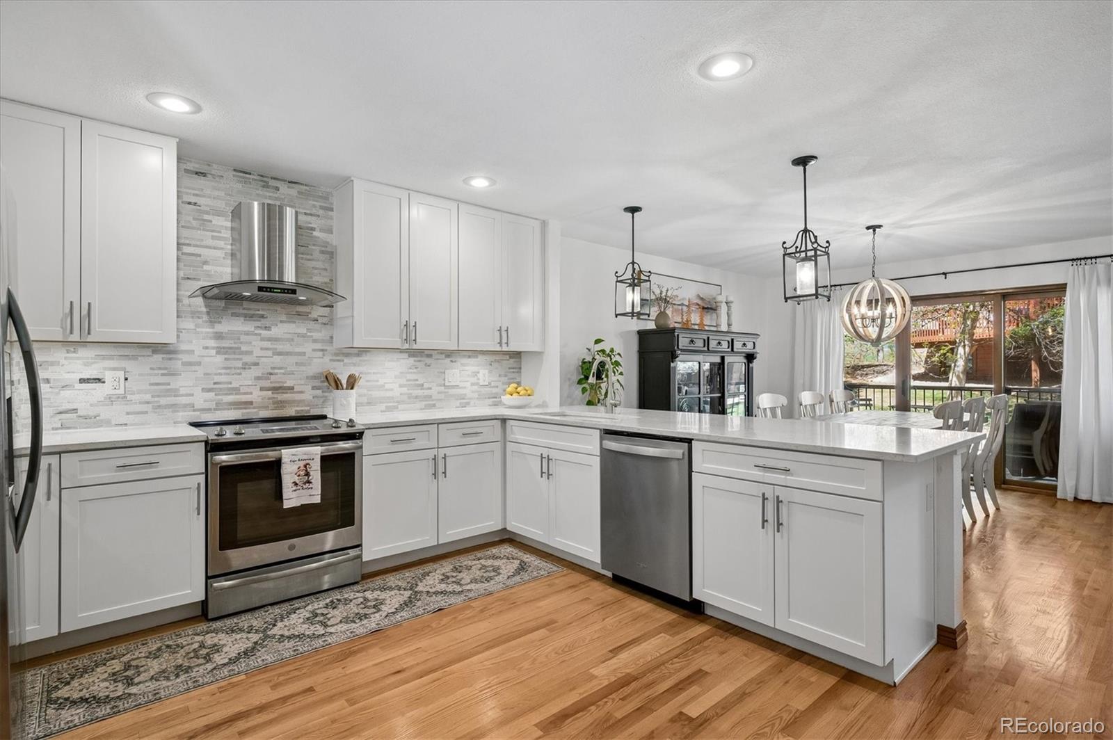 MLS Image #6 for 5403  coyote canyon way,morrison, Colorado