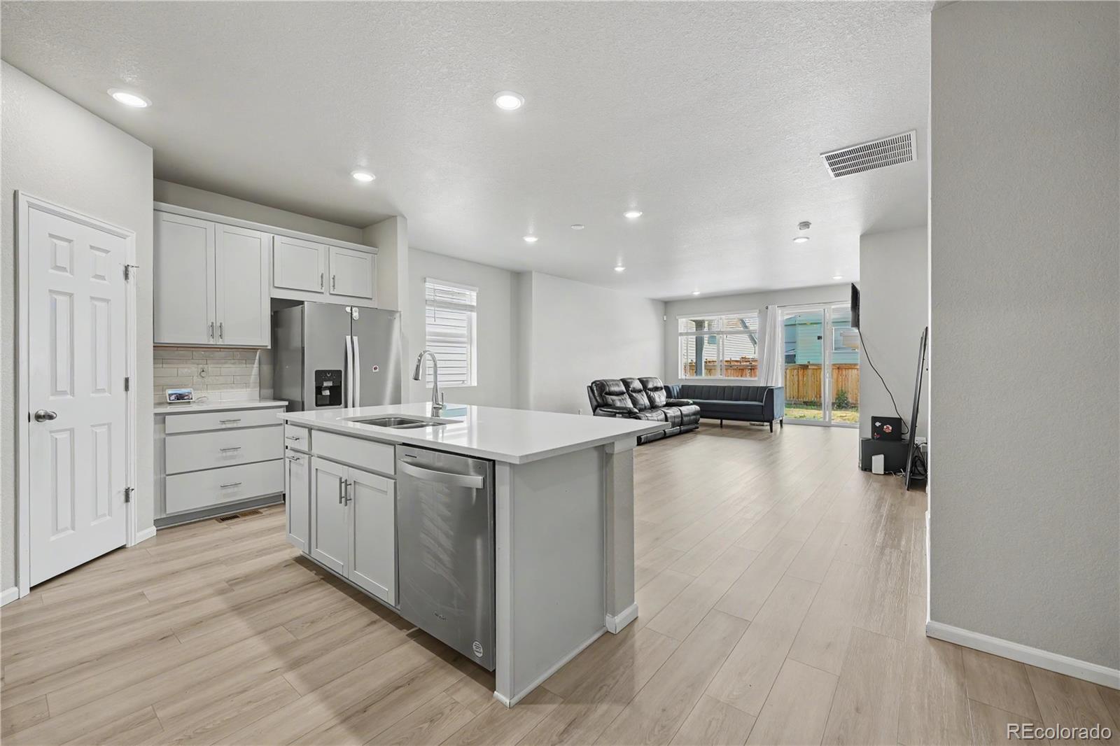 MLS Image #7 for 9170  quintero street,commerce city, Colorado