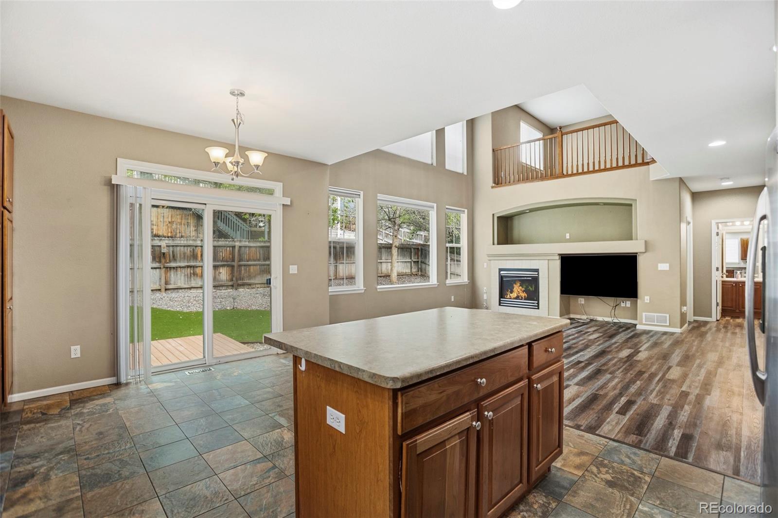 MLS Image #11 for 8404  snaffle bit court,littleton, Colorado