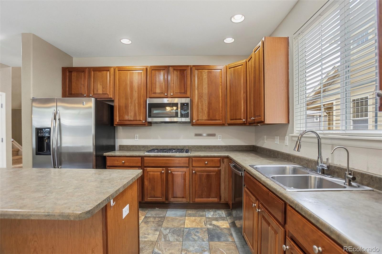 MLS Image #12 for 8404  snaffle bit court,littleton, Colorado