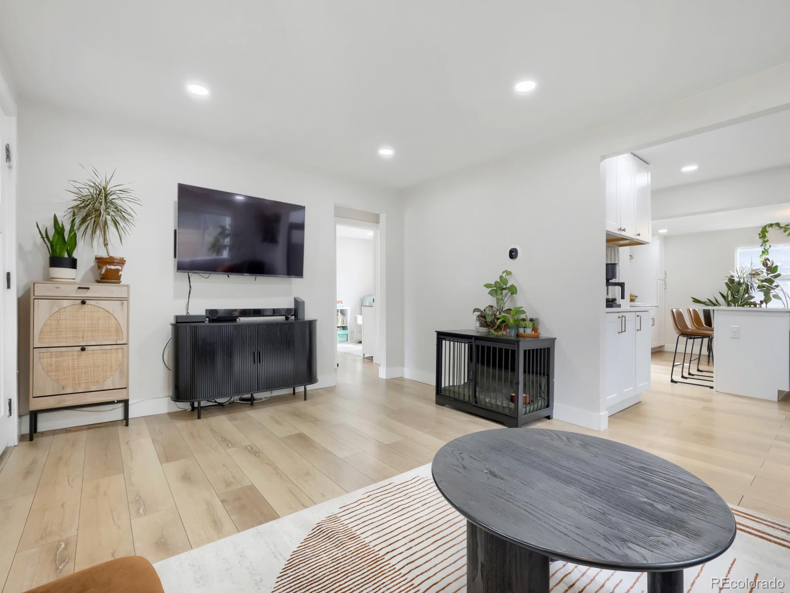 MLS Image #6 for 3536 n harrison street,denver, Colorado