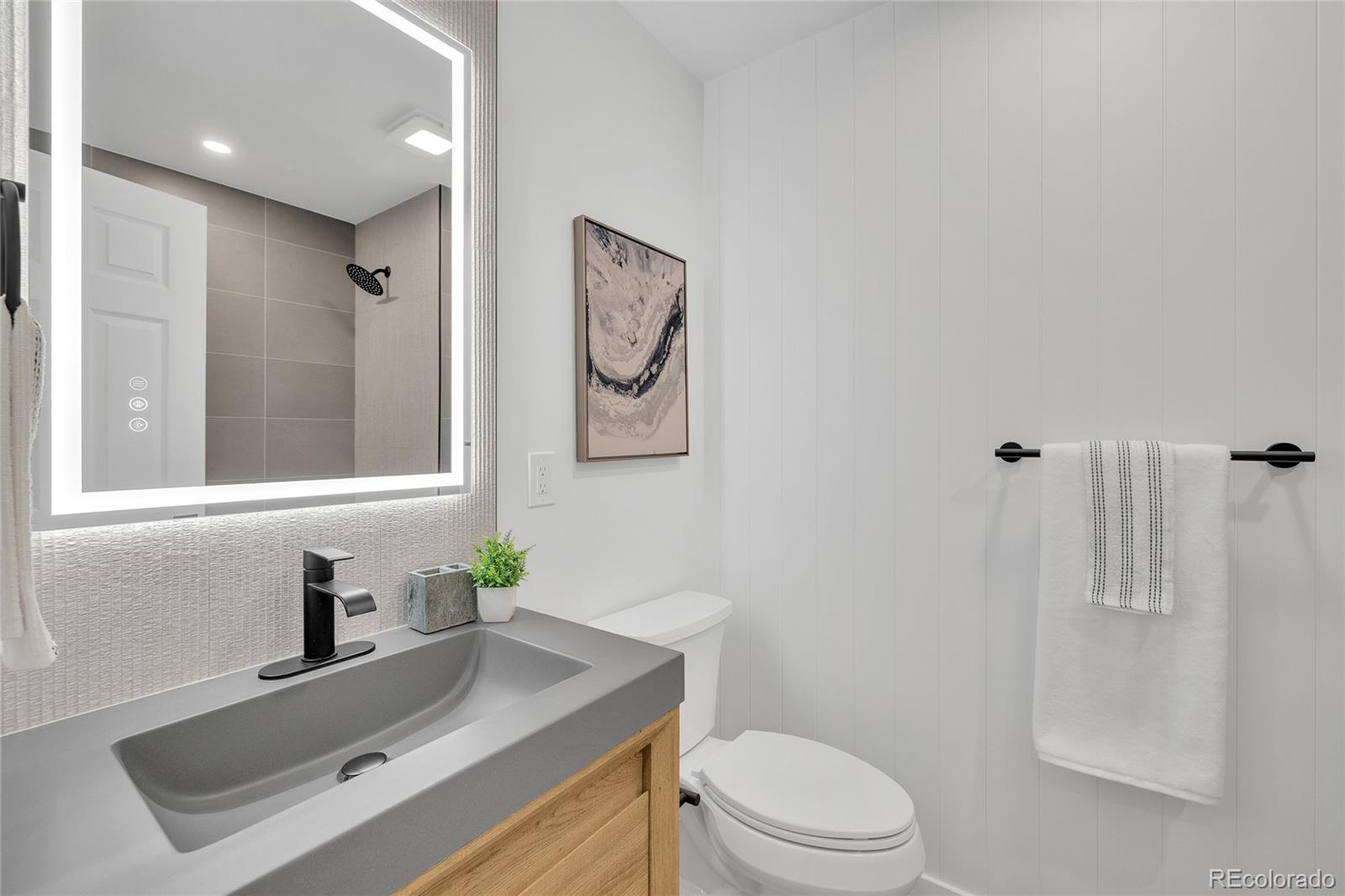 MLS Image #18 for 3651 s grape street,denver, Colorado