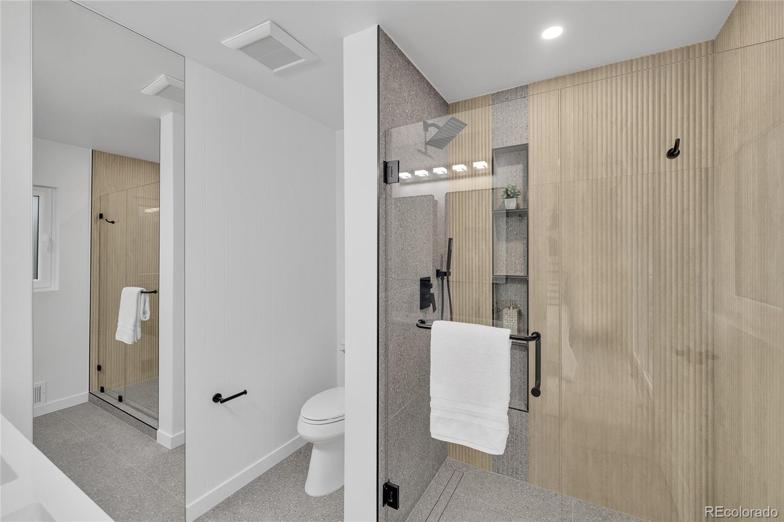 MLS Image #27 for 3651 s grape street,denver, Colorado