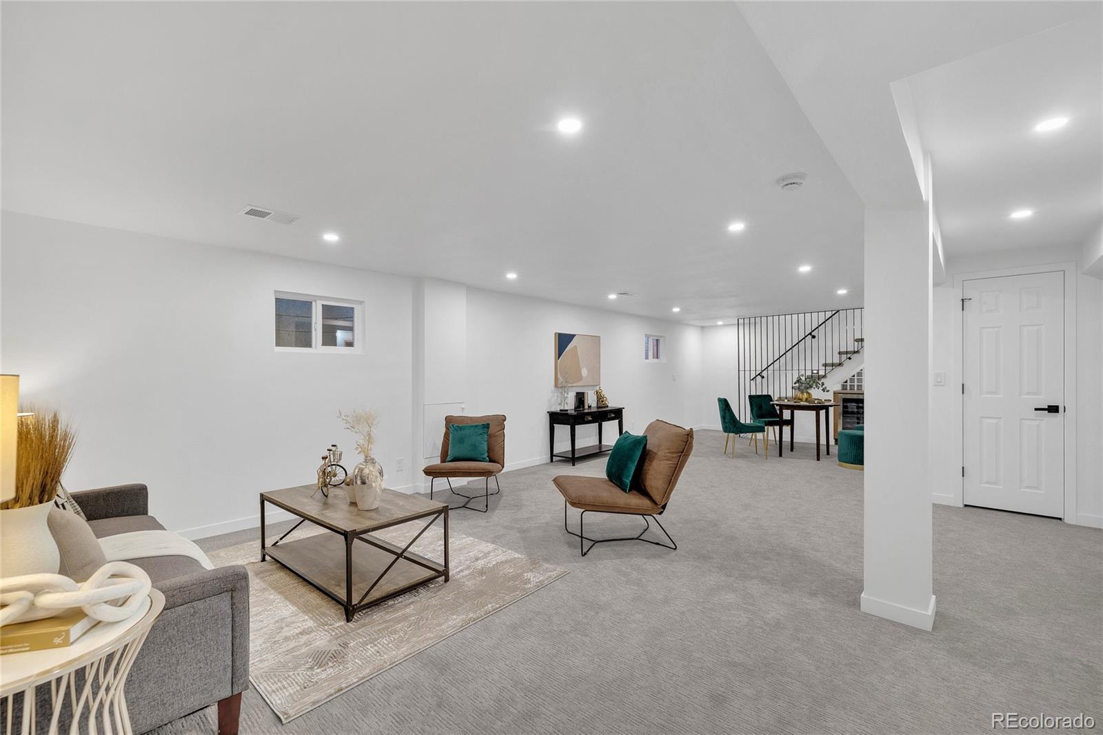 MLS Image #33 for 3651 s grape street,denver, Colorado