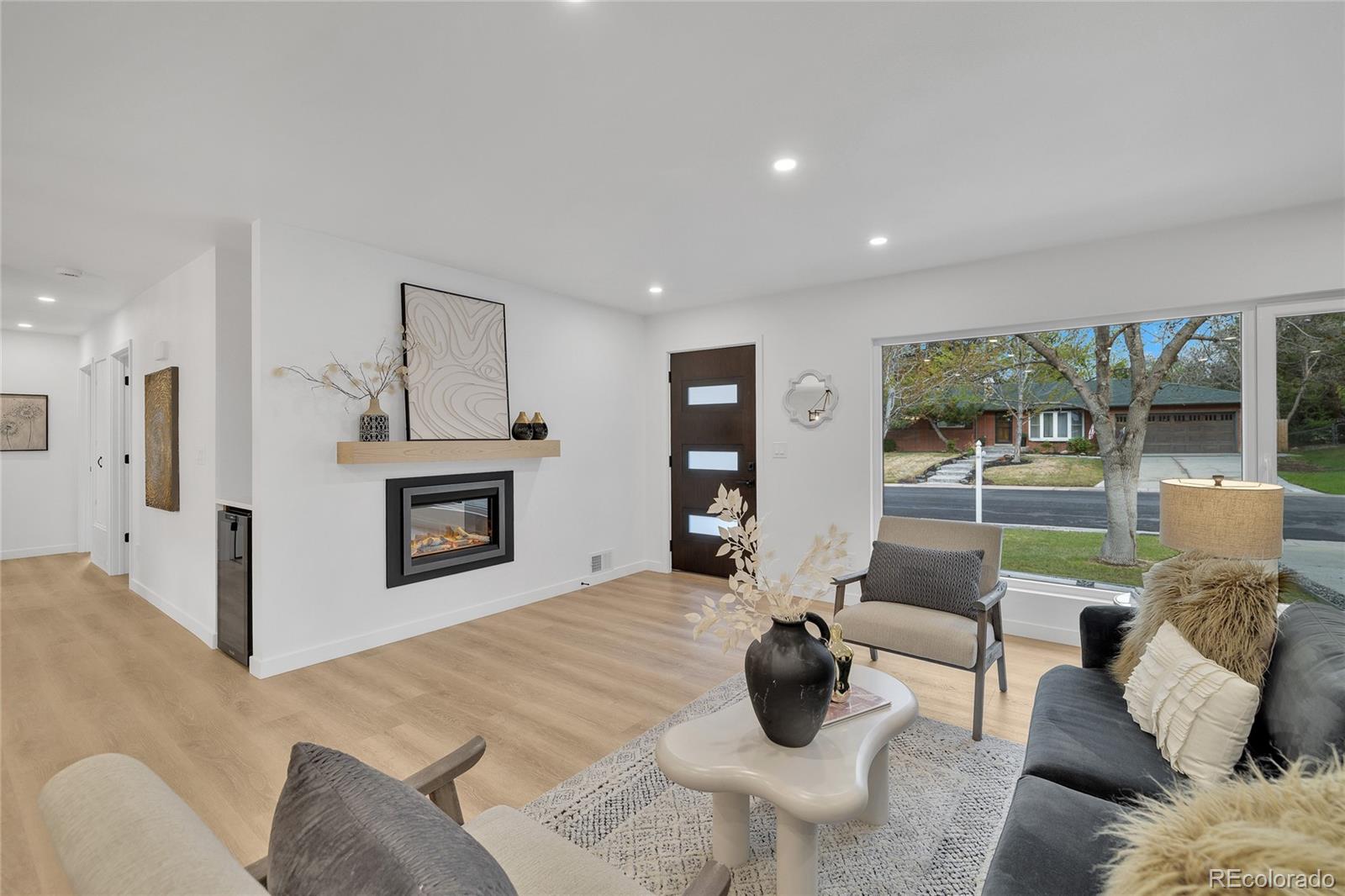MLS Image #5 for 3651 s grape street,denver, Colorado