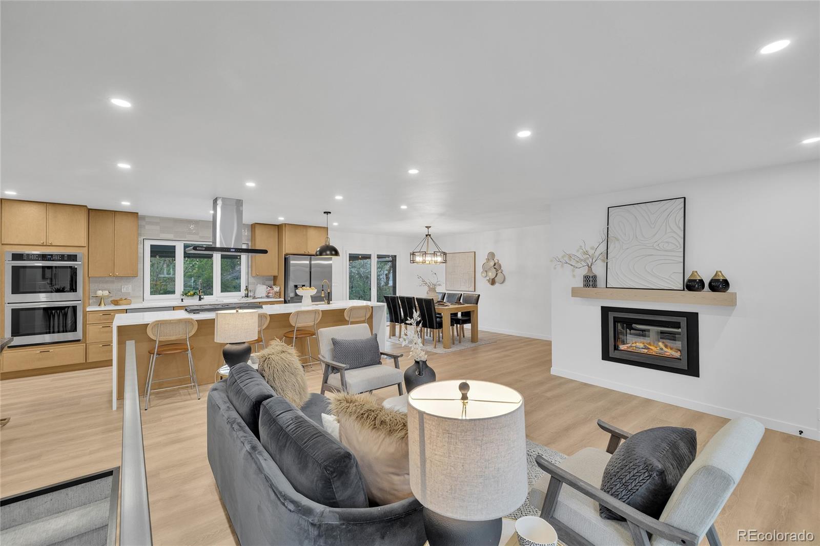 MLS Image #7 for 3651 s grape street,denver, Colorado