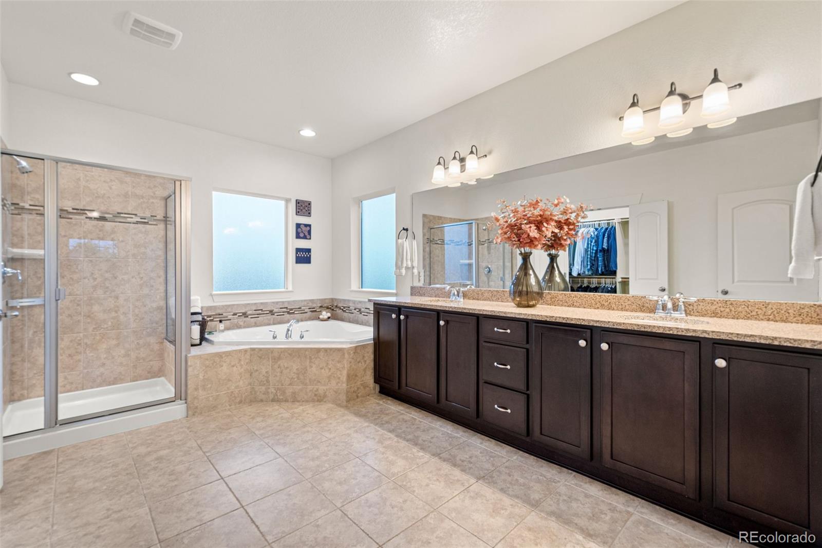 MLS Image #29 for 876  ulster way,denver, Colorado