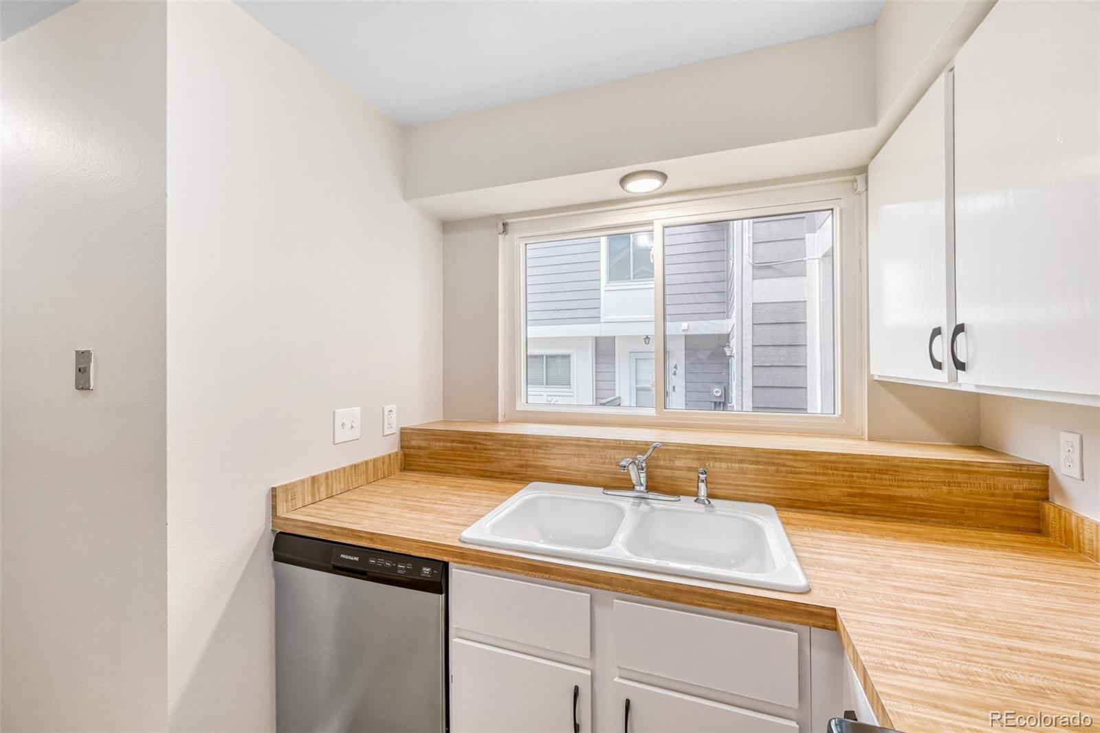 MLS Image #6 for 6815 w 84th way,arvada, Colorado