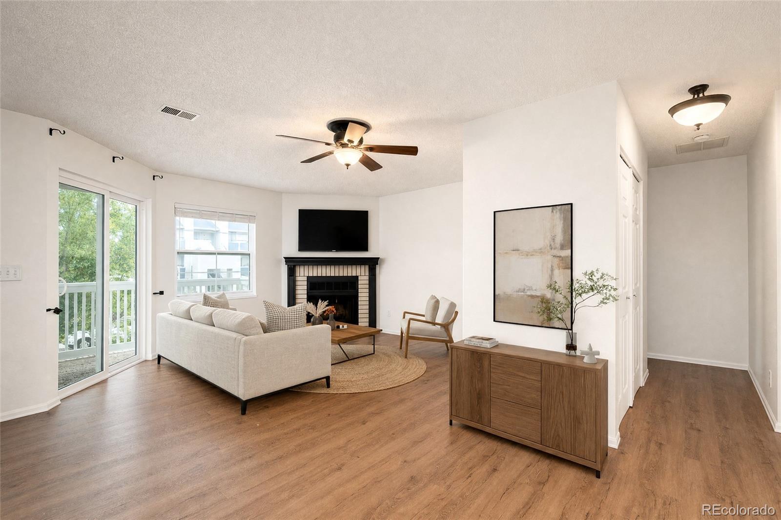 MLS Image #10 for 12513 e pacific circle,aurora, Colorado