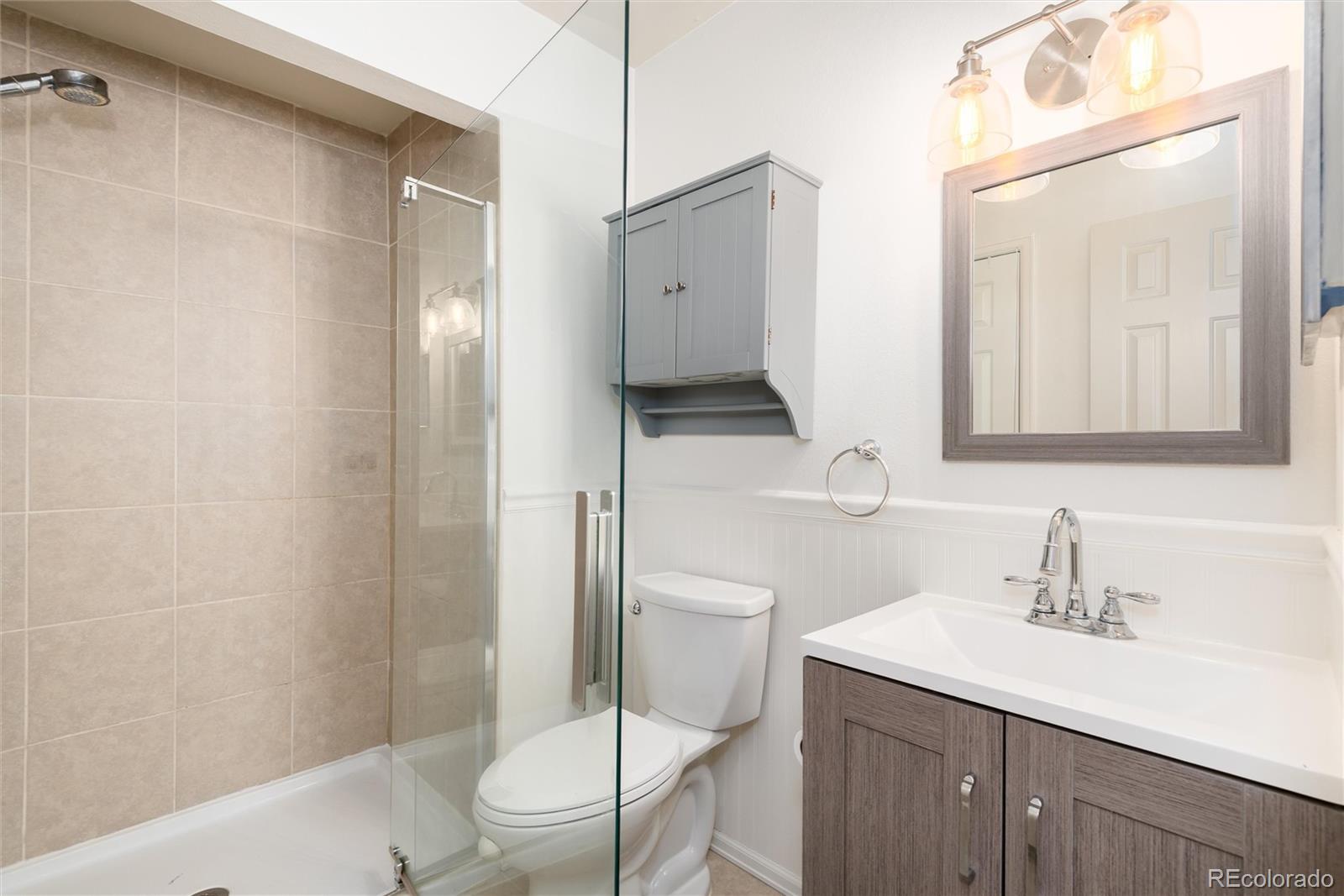 MLS Image #18 for 12513 e pacific circle,aurora, Colorado