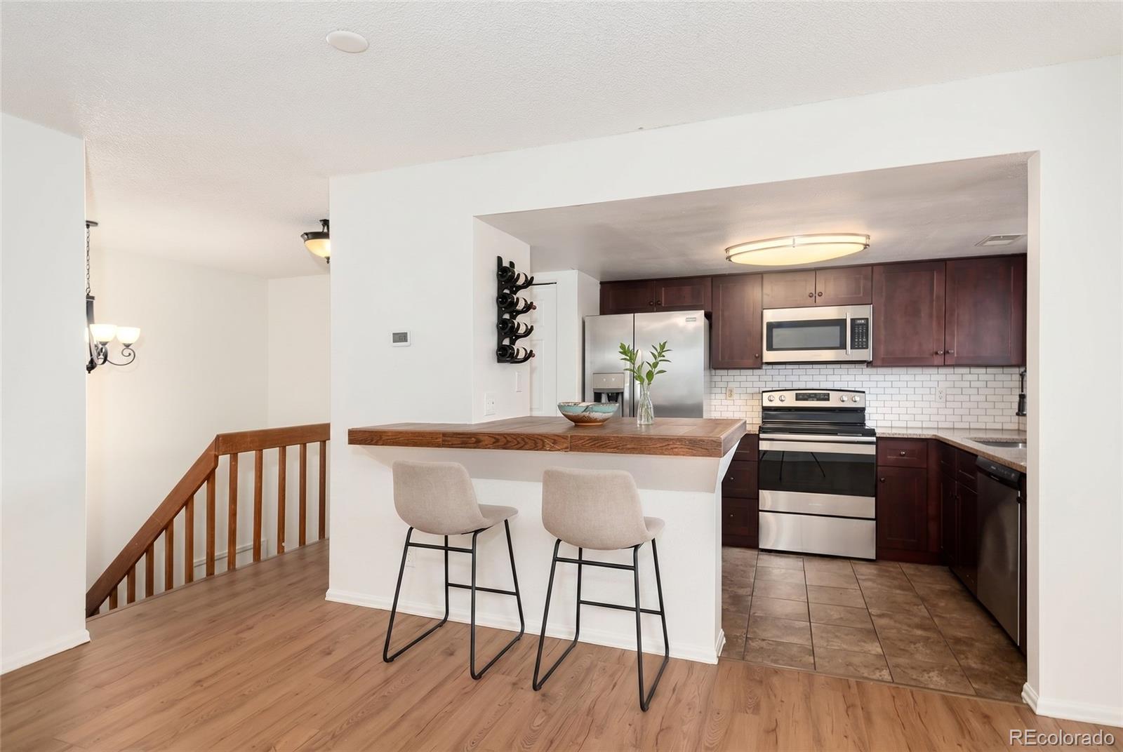 MLS Image #4 for 12513 e pacific circle,aurora, Colorado