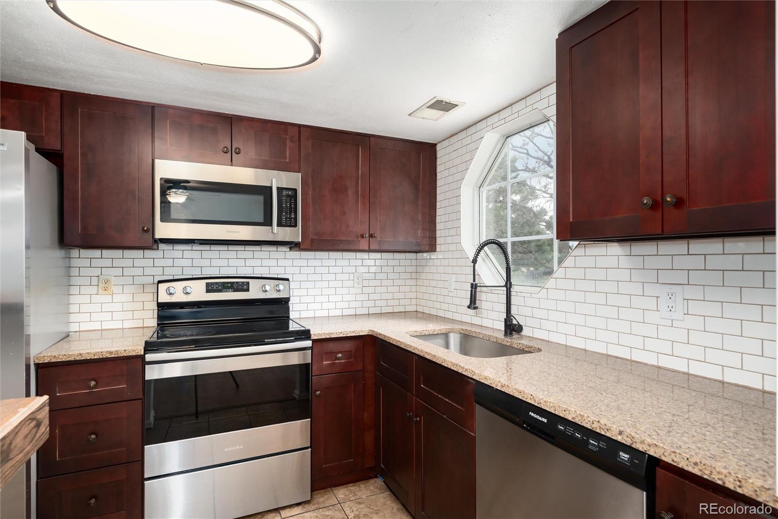 MLS Image #6 for 12513 e pacific circle,aurora, Colorado
