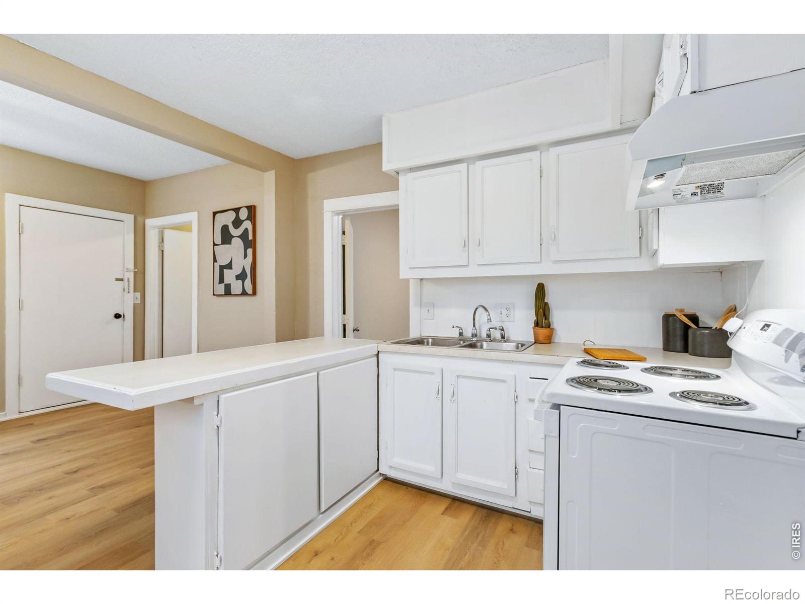MLS Image #11 for 1339 e 4th street,loveland, Colorado