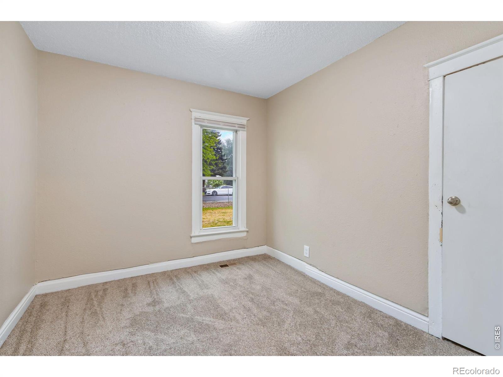 MLS Image #17 for 1339 e 4th street,loveland, Colorado