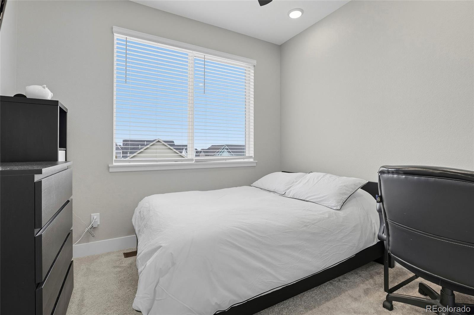 MLS Image #15 for 10139 e 62nd avenue ,denver, Colorado