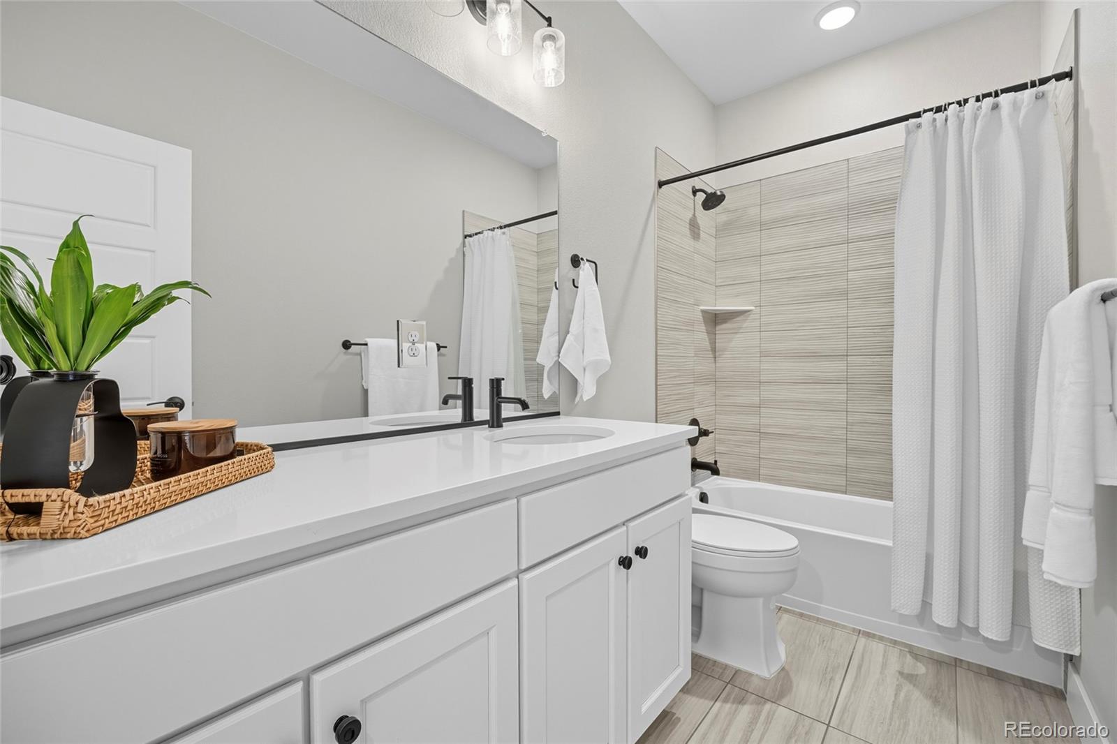 MLS Image #17 for 10139 e 62nd avenue ,denver, Colorado