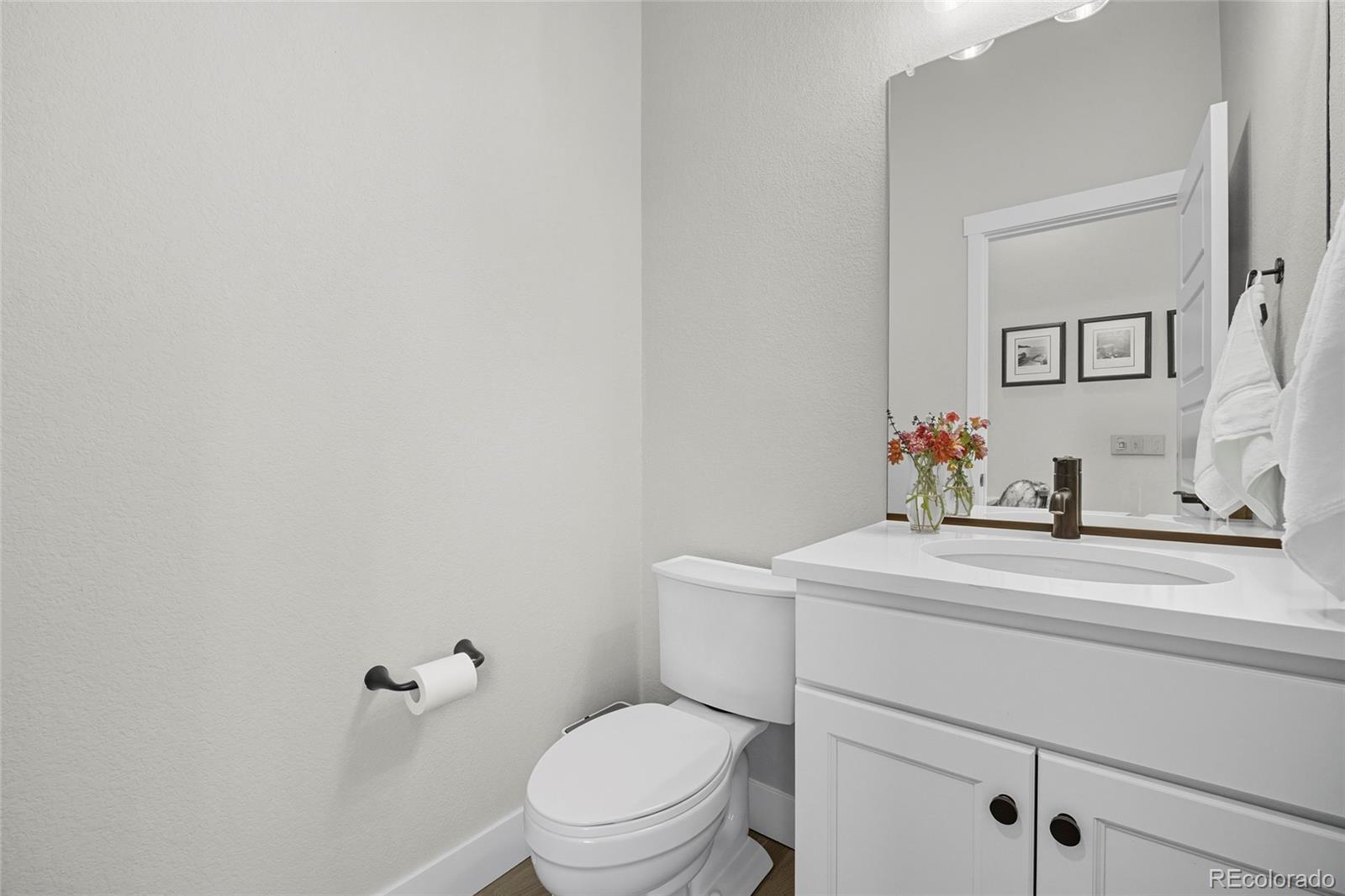 MLS Image #9 for 10139 e 62nd avenue ,denver, Colorado