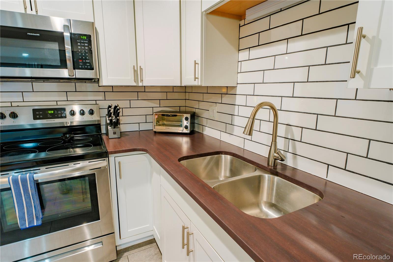 MLS Image #8 for 5643 w 67th avenue,arvada, Colorado