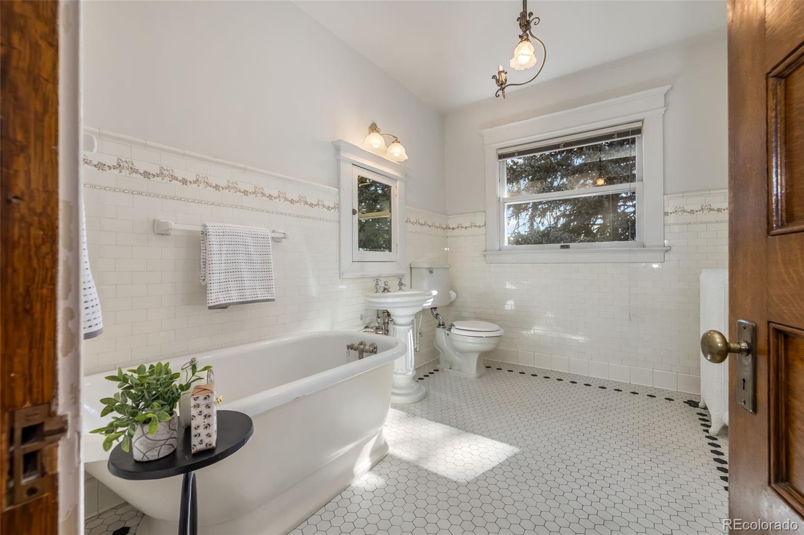 MLS Image #38 for 858  3rd avenue,longmont, Colorado