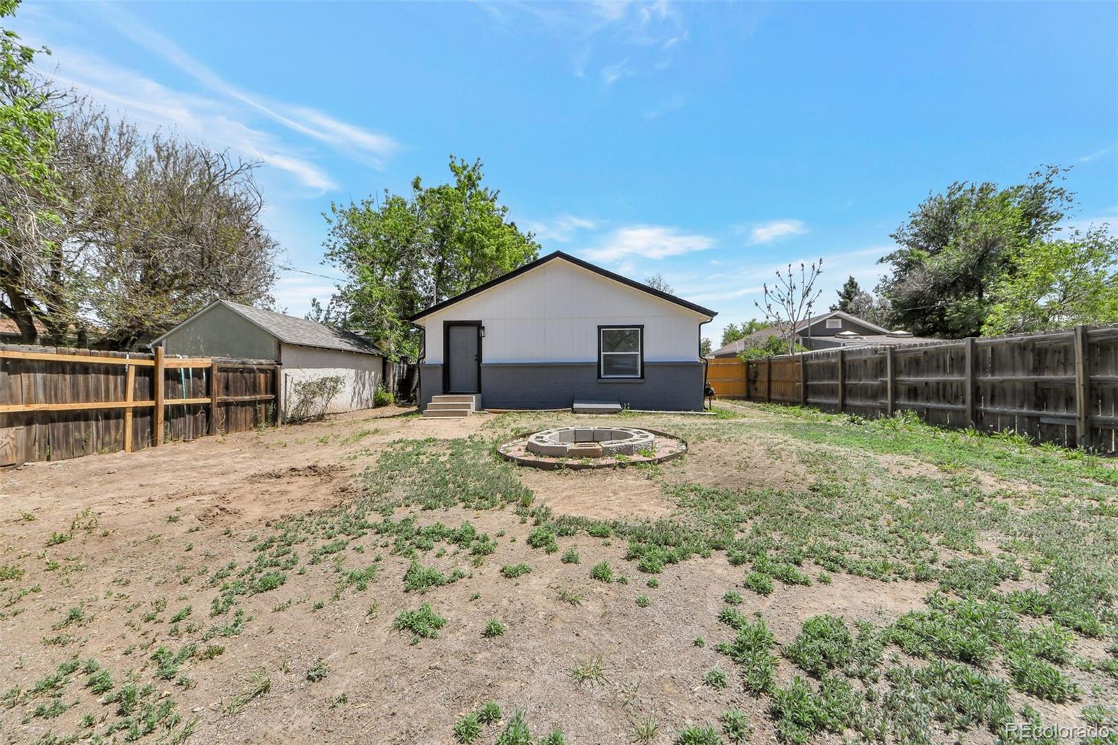 MLS Image #10 for 1935  geneva street,aurora, Colorado