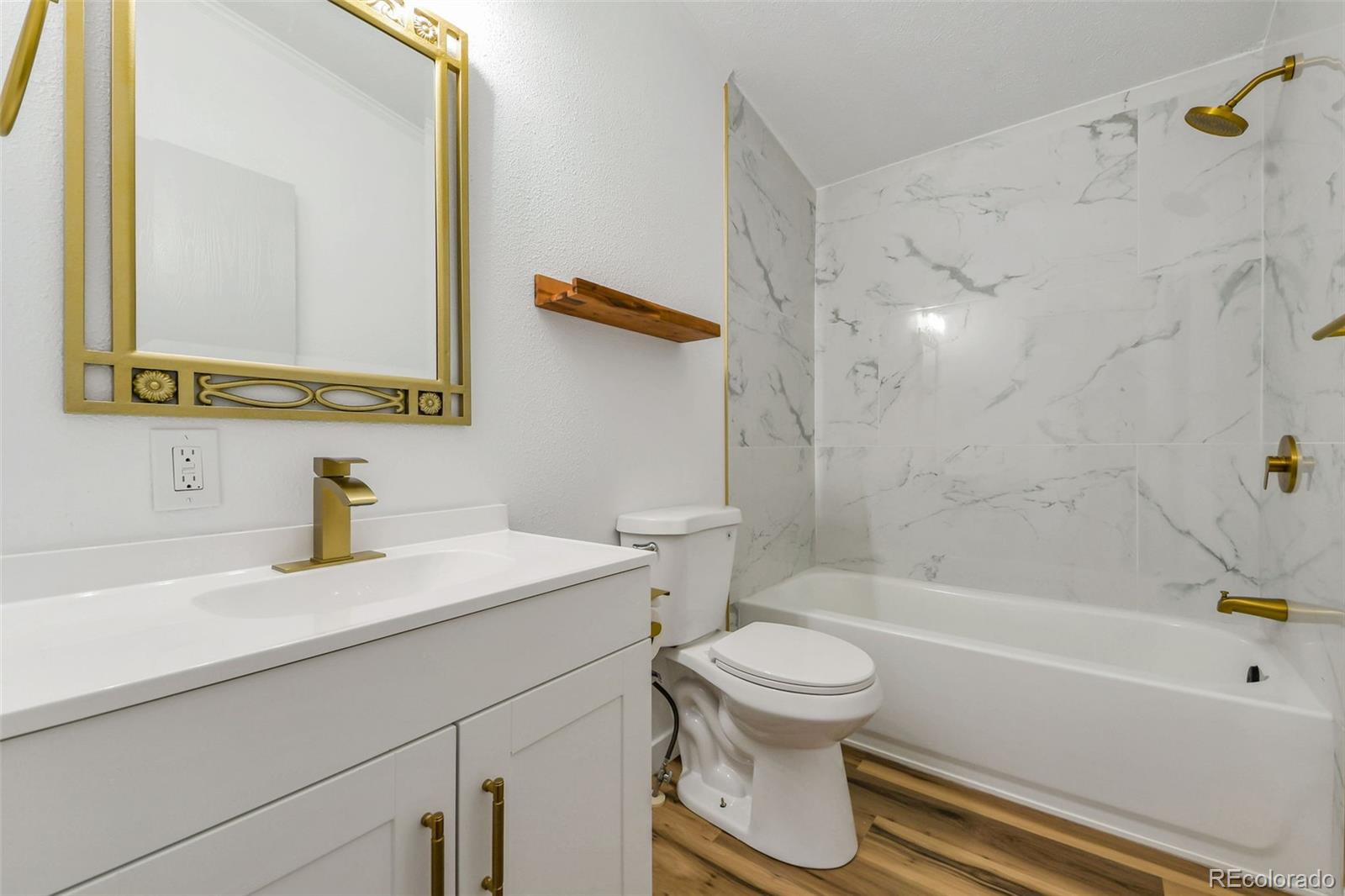 MLS Image #4 for 1935  geneva street,aurora, Colorado